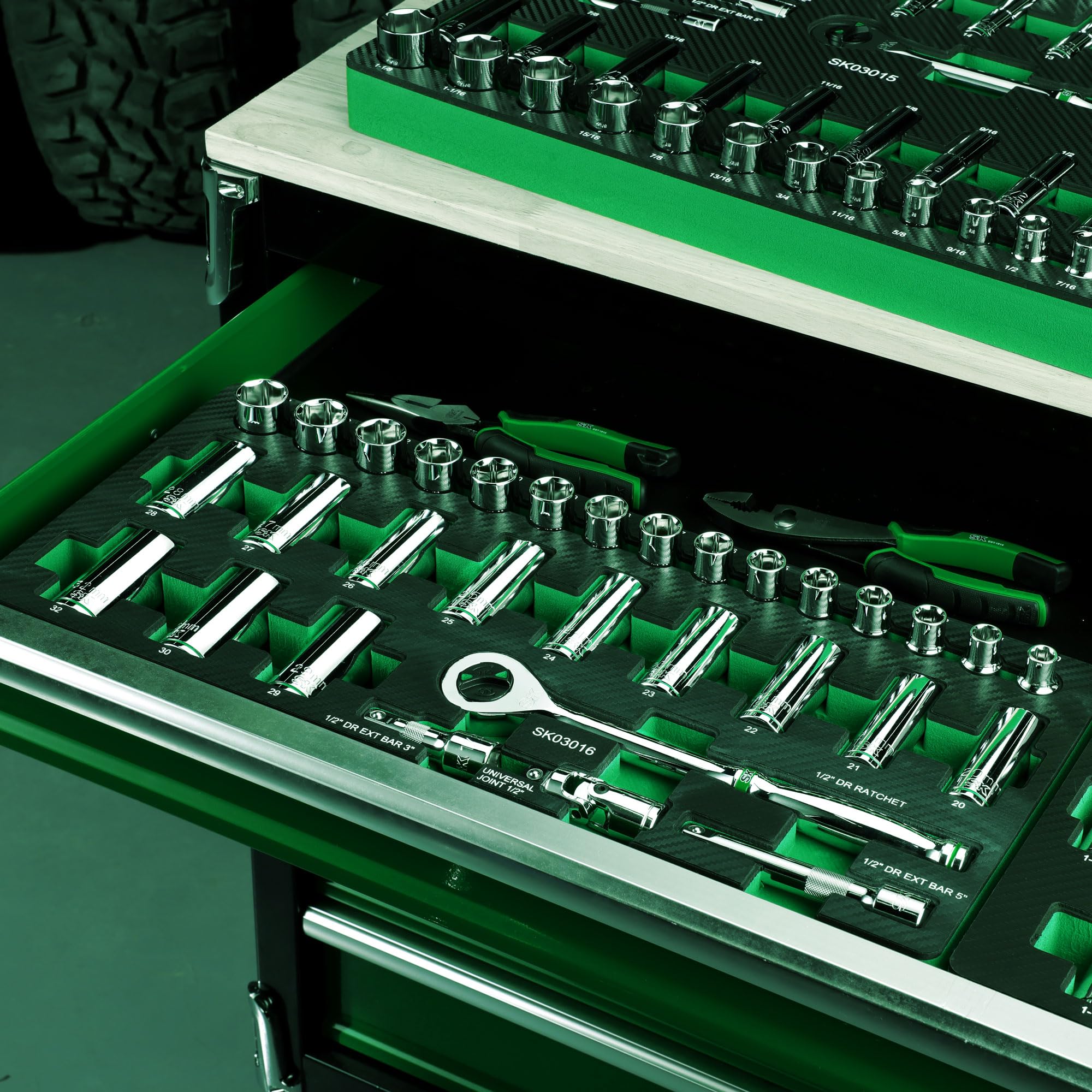 SK Set di chiavi a bussola da 1/2" con cricchetto 160-P, 31 pezzi, metrico, preminum CR-V, con organizer per attrezzi in schiuma EVA