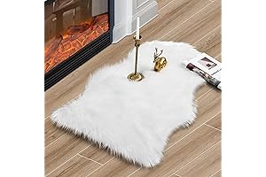 Soft and Cozy Mirror Carpet: The Perfect Accent for Any Room