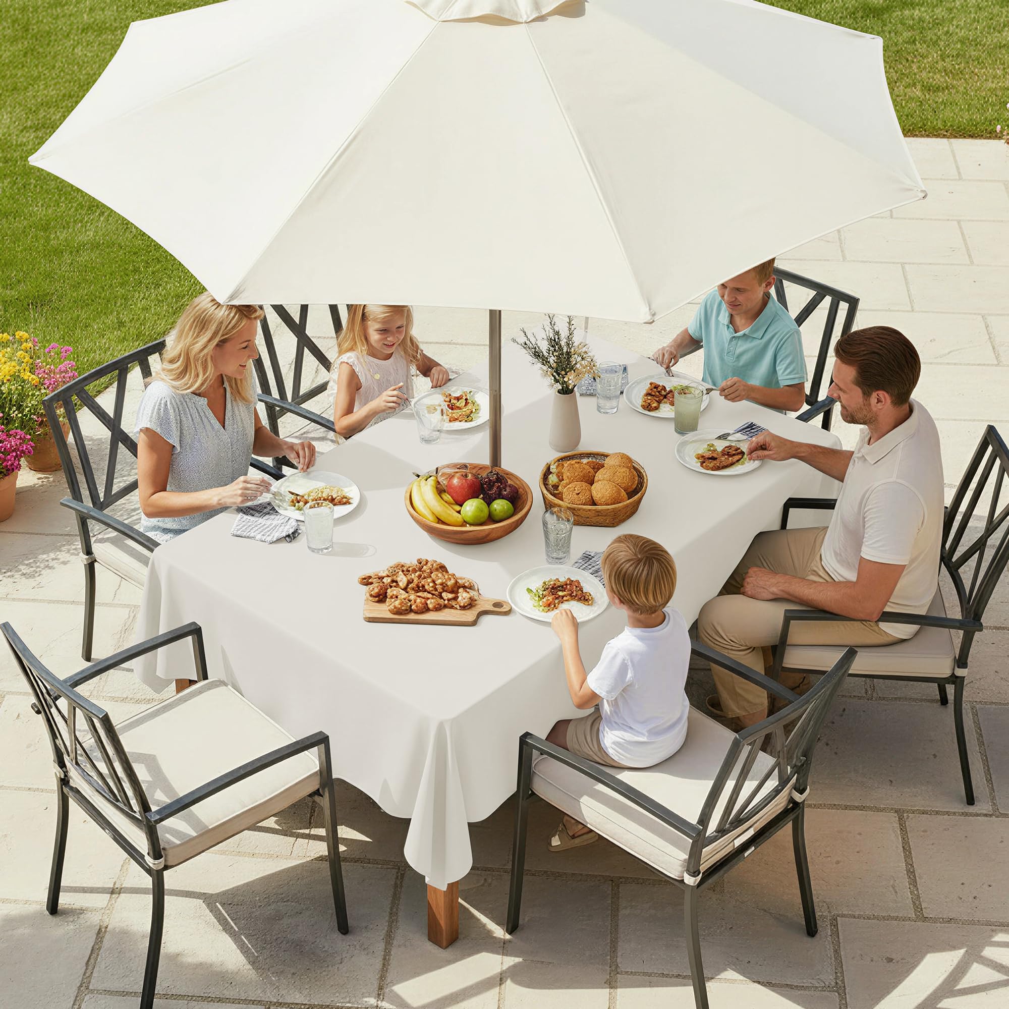 Lushvida Rechteckige Outdoor-Tischdecke mit Schirmloch und Reißverschluss, 152,4 x 304,8 cm, waschbar, wasserdicht, auslaufsicher, knitterfrei, für Terrasse, Sommer, Picknicks, Grillabende, beige