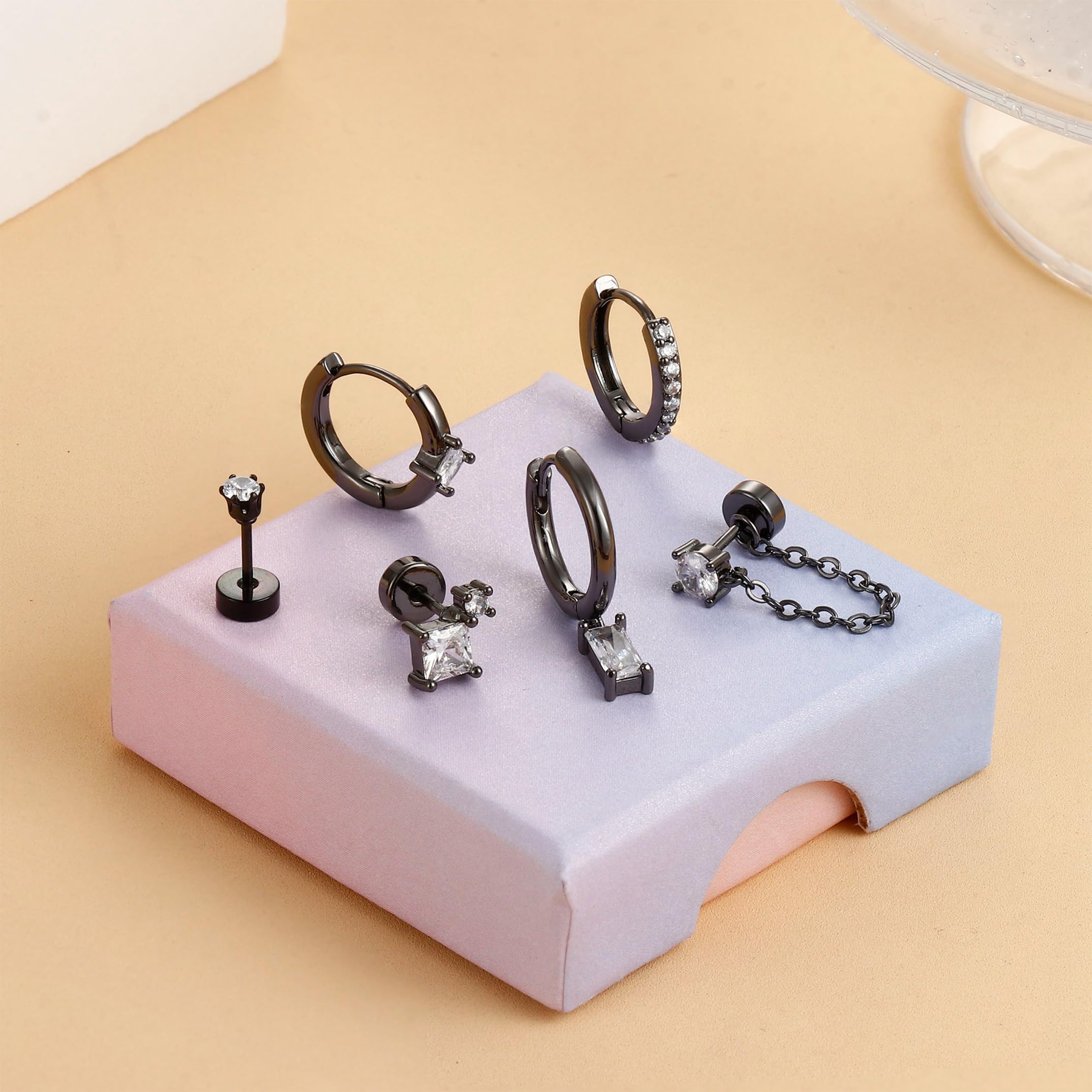 HHRFCS 25 sztuk Hipoalergiczny Helix Piercing Biżuteria Tragus Conch Piercing Biżuteria Daith Złoto Srebro Hoop Kolczyki na chrząstkę Płaski tył Zestaw kolczyków sztyftowych Ze stali chirurgicznej