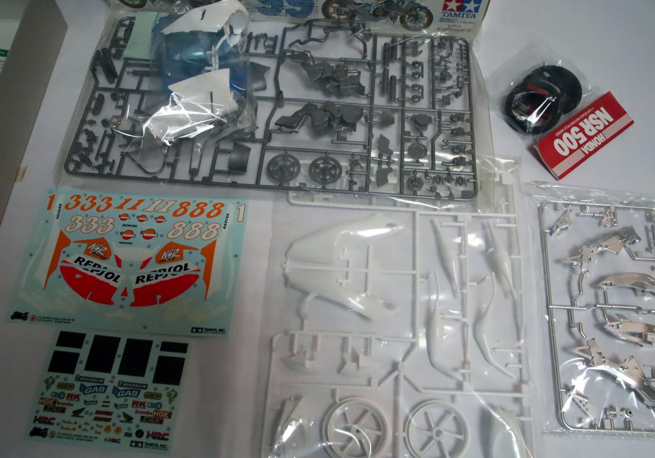 Amazon | タミヤ 1/12 オートバイシリーズ レプソルNSR500 '99