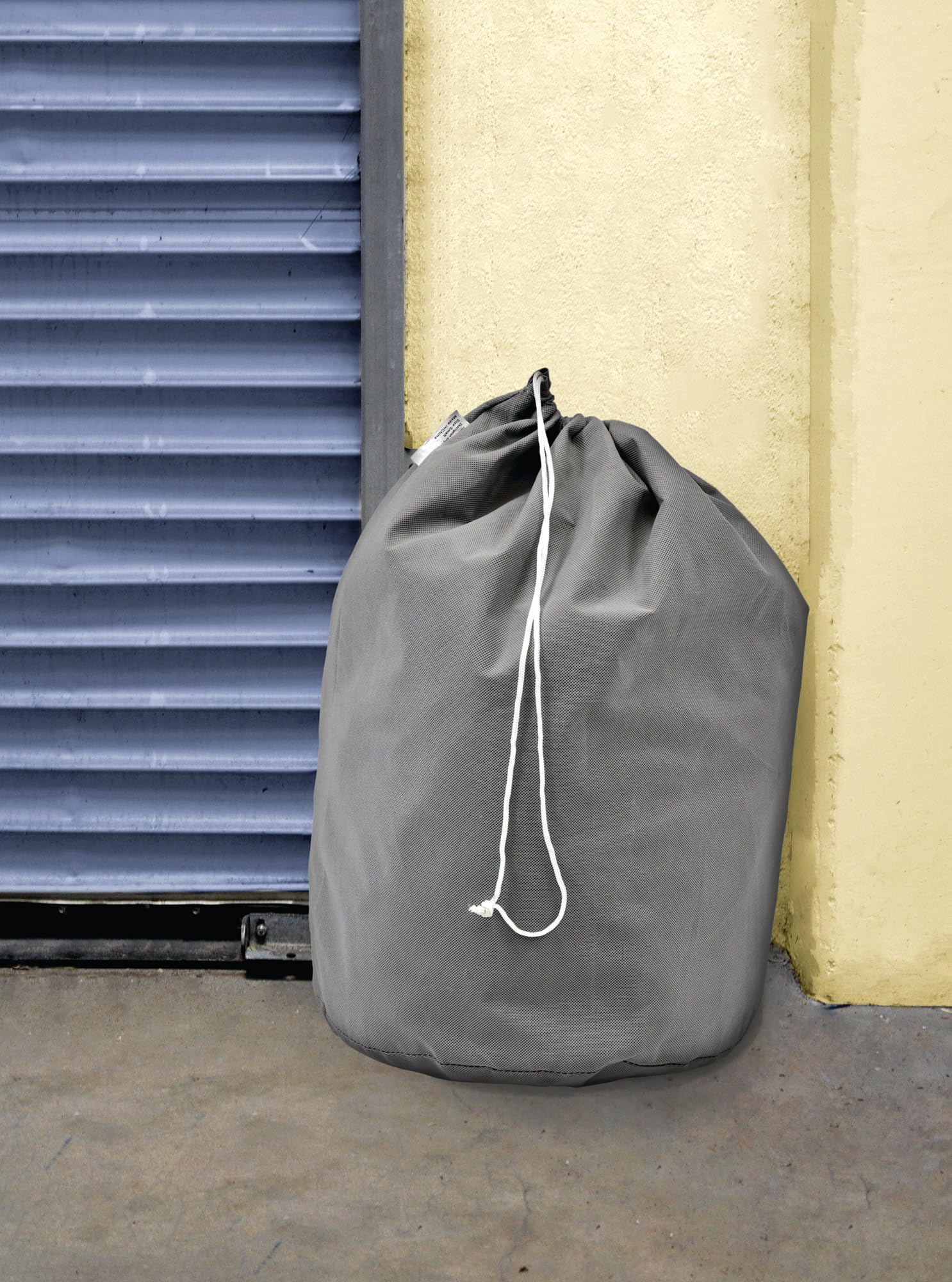 Detailers Preference Strong Shell SUV Car Cover with Storage Bag 4-Layer All-Weather Protection Ultra Soft Fleece Lining Double-Stitched — view 5