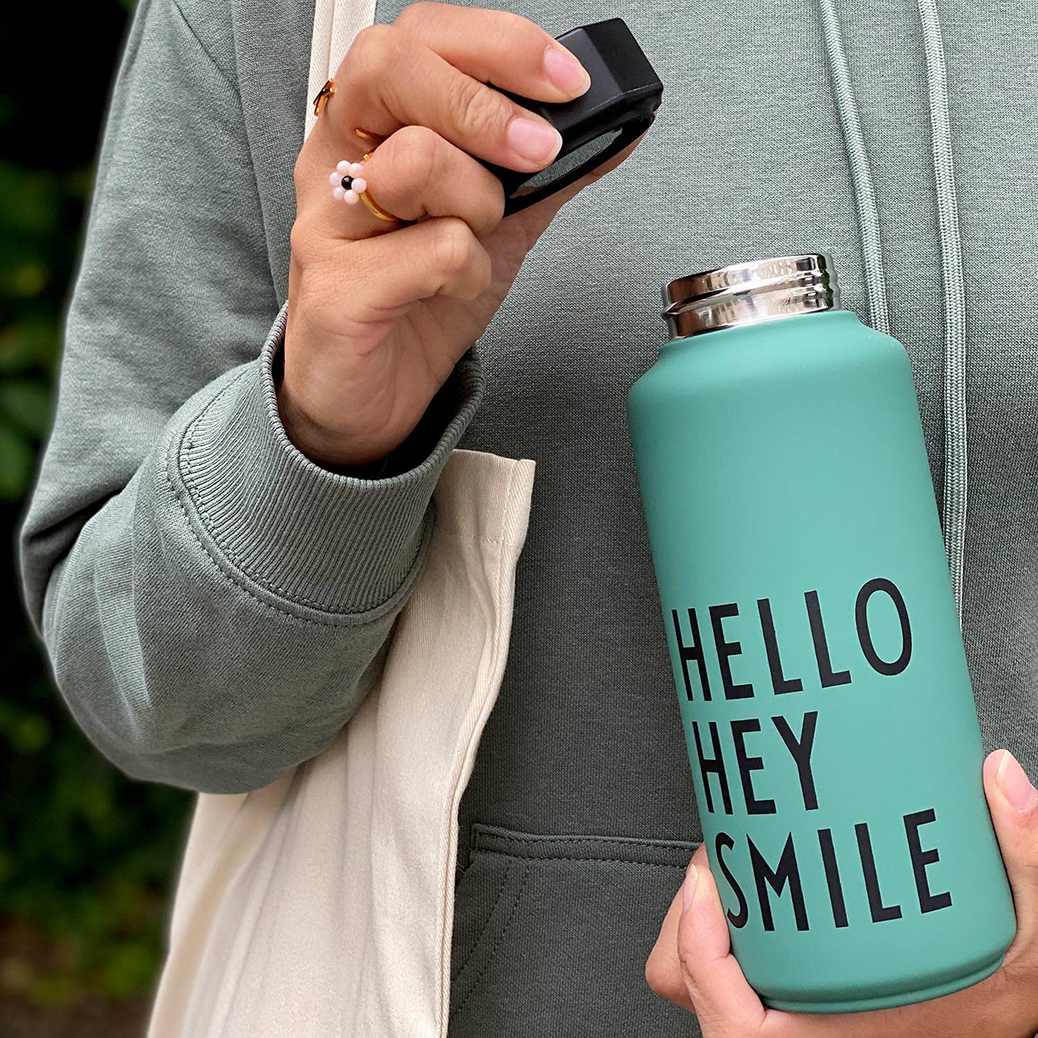Design Letters Thermosflasche 500 Ml | Weihnachtsgeschenke Kleinigkeiten, Weihnachtsgeschenke für Frauen & Weihnachtsgeschenke für Männer | Thermoskanne | Isolierflasche Edelstahl 12h heiß 24h kalt