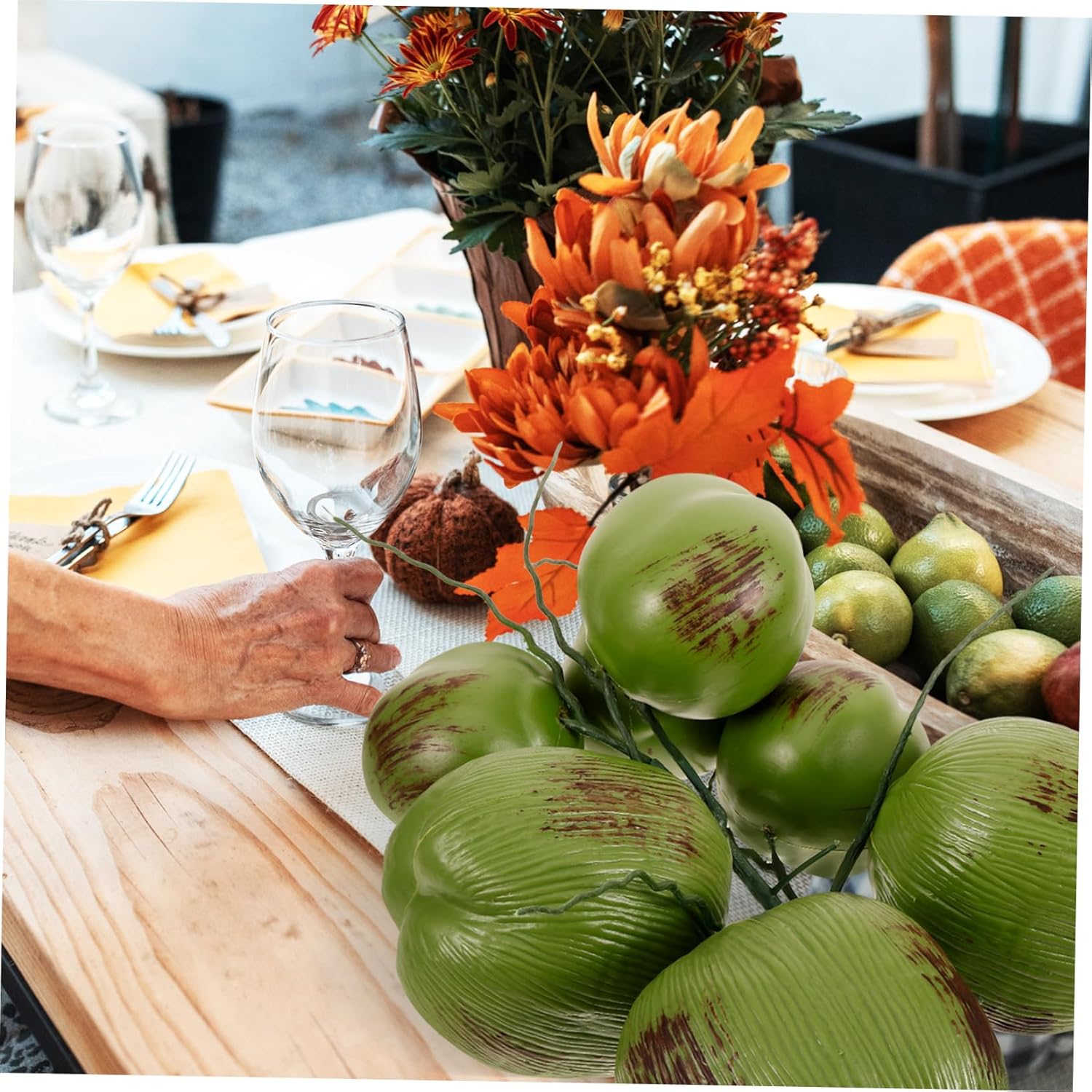 1 Bunch Artificial Lifelike Coconuts Prop Plastic Simulation Fruit Decoration for Hawaiian Luau Wedding Party Home Garden Office