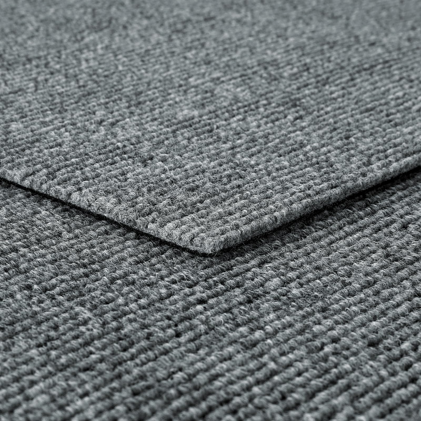 Livelynine Carreaux de moquette antidérapants gris et blancs, 24 x 157 po