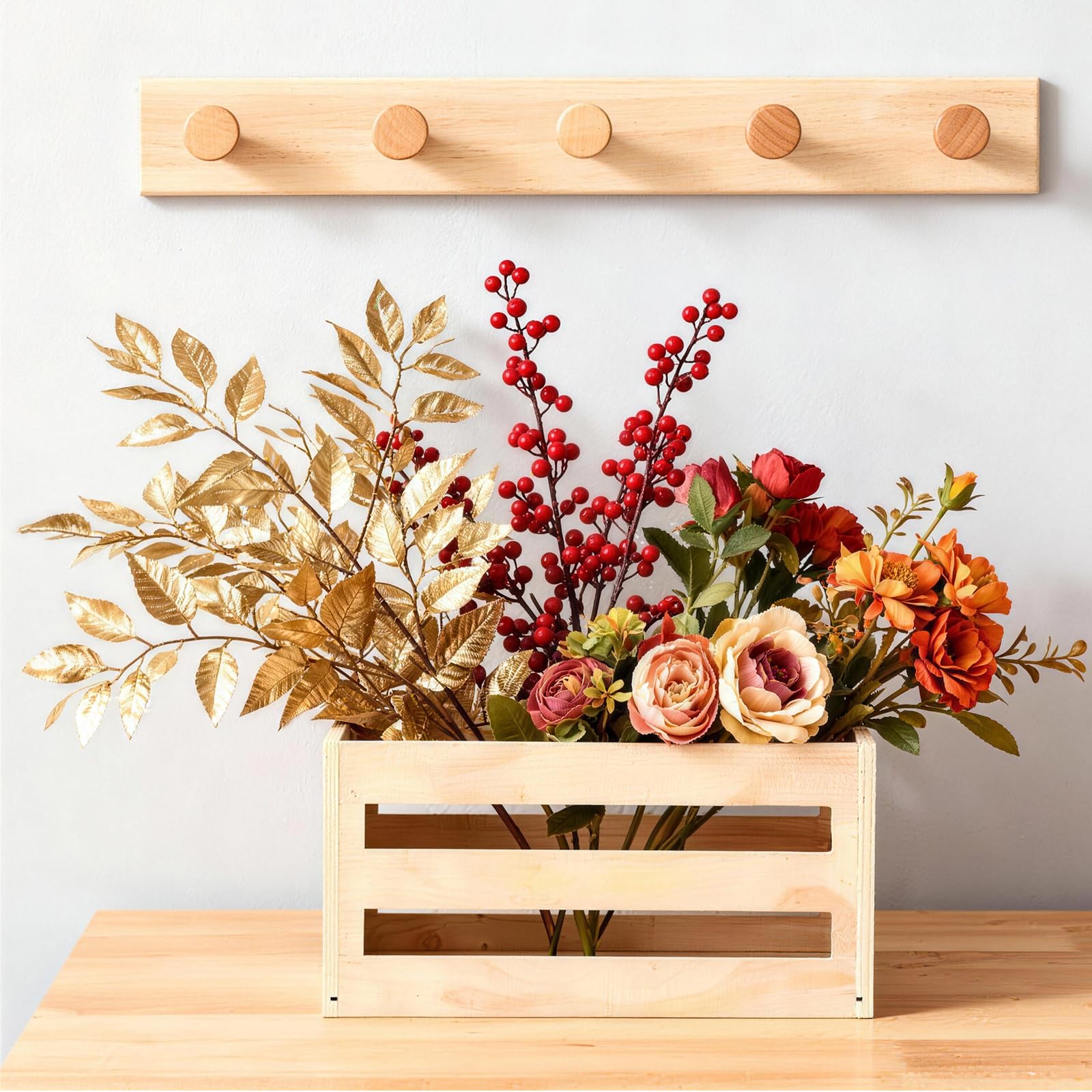Cesto Nascita in Legno con 6 Appendiabiti e Ghirlanda Floreale | Set Regalo Completo con Cestino e Decorazione per Neonati