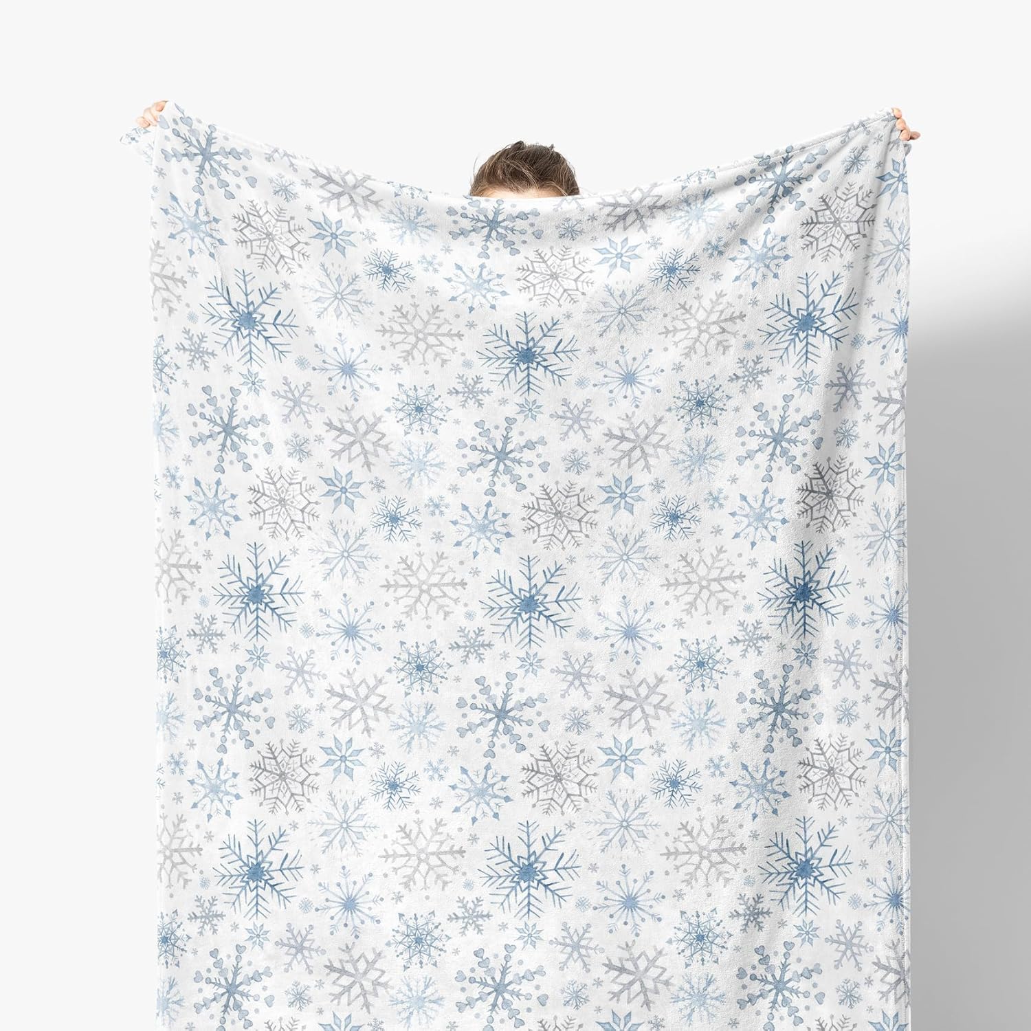 White Snowflake Throw Blanket, Snowflake Christmas Decor, Cozy Xmas Winter Holiday Blankets for Couch Bed Home Bedroom Living Room Decoration, 50x60 Inches