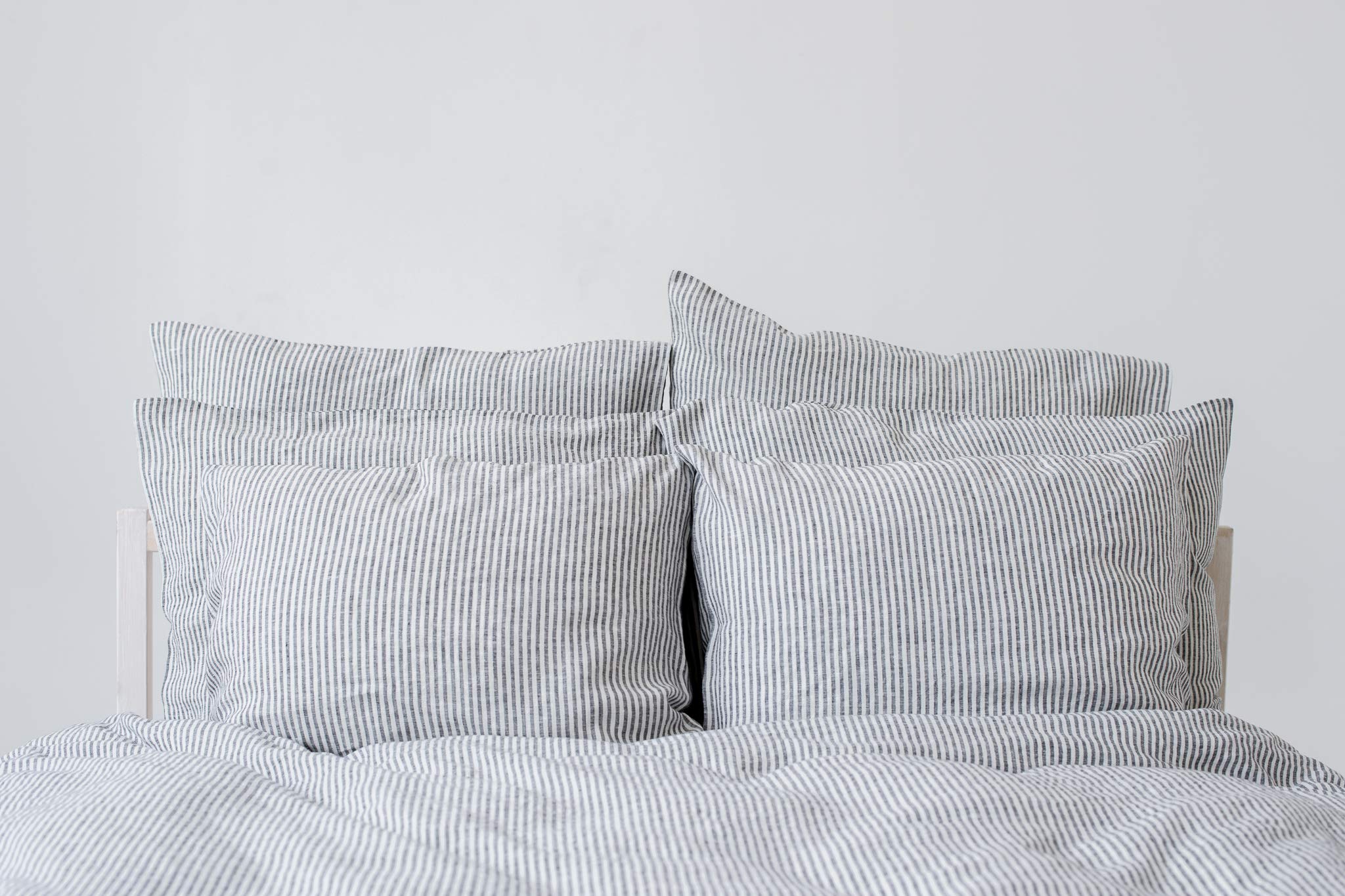 Zestaw 2 poszewek na poduszki w 100% wyblakłe lniane pasy 40 x 60 cm. z zapięciem na klapę I hipoalergiczna, termoregulacja i oddychająca poszewka na poduszkę I Nadaje się na wszystkie pory roku