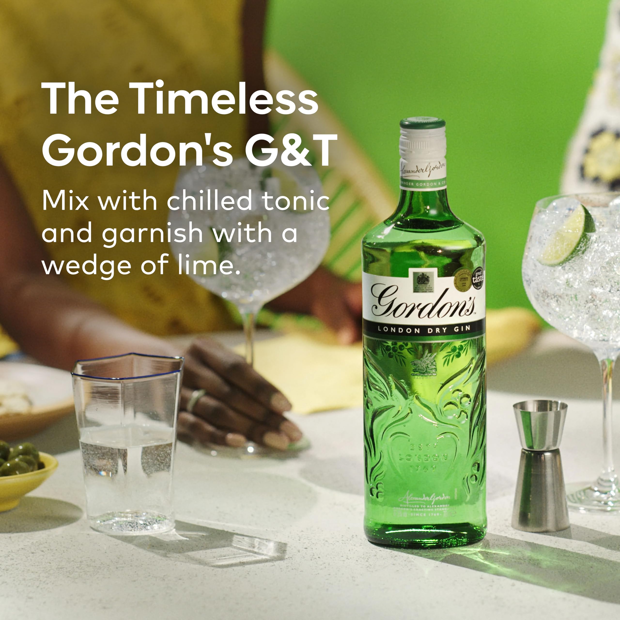 Gordon’s Special Dry London Gin | 37.5% vol | 1L | Award-Winning | Triple-Distilled London Dry Gin | Clean Juniper-Dominant Taste | Handpicked Gin Botanicals - 4
