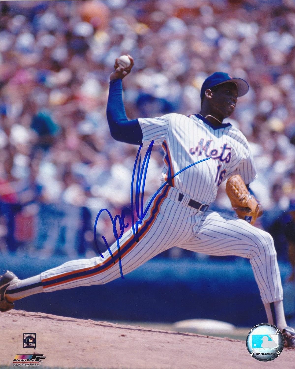 Dwight Gooden Autographed Photograph DOC NEW YORK METS 8x10