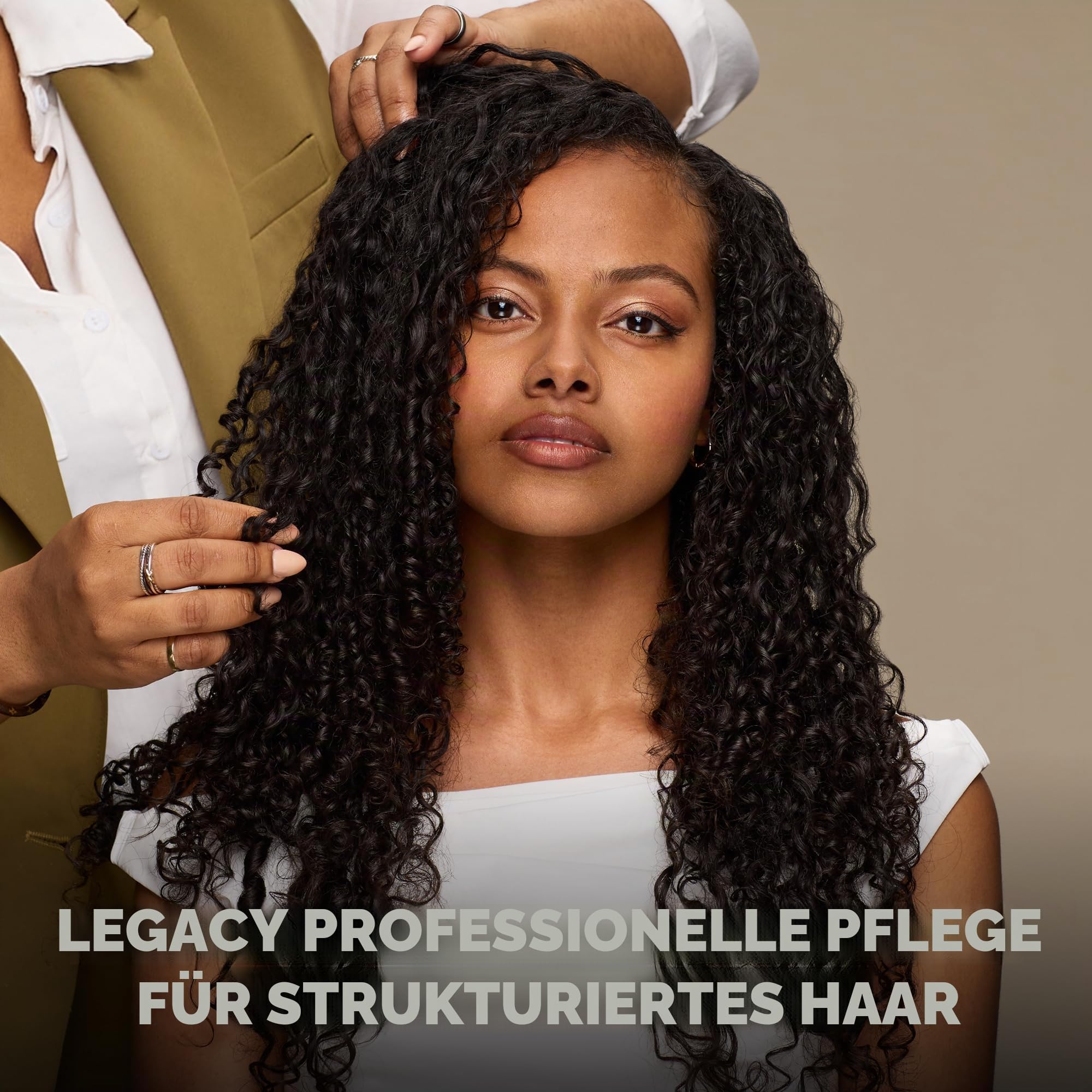 Mizani Nourishing Hair Oil, For All Hair Types, Moisturising and Softening Hair Treatment, Infused with Coconut and Jojoba Oil, 25 Miracle Nourishing Hair Oil, 125ml