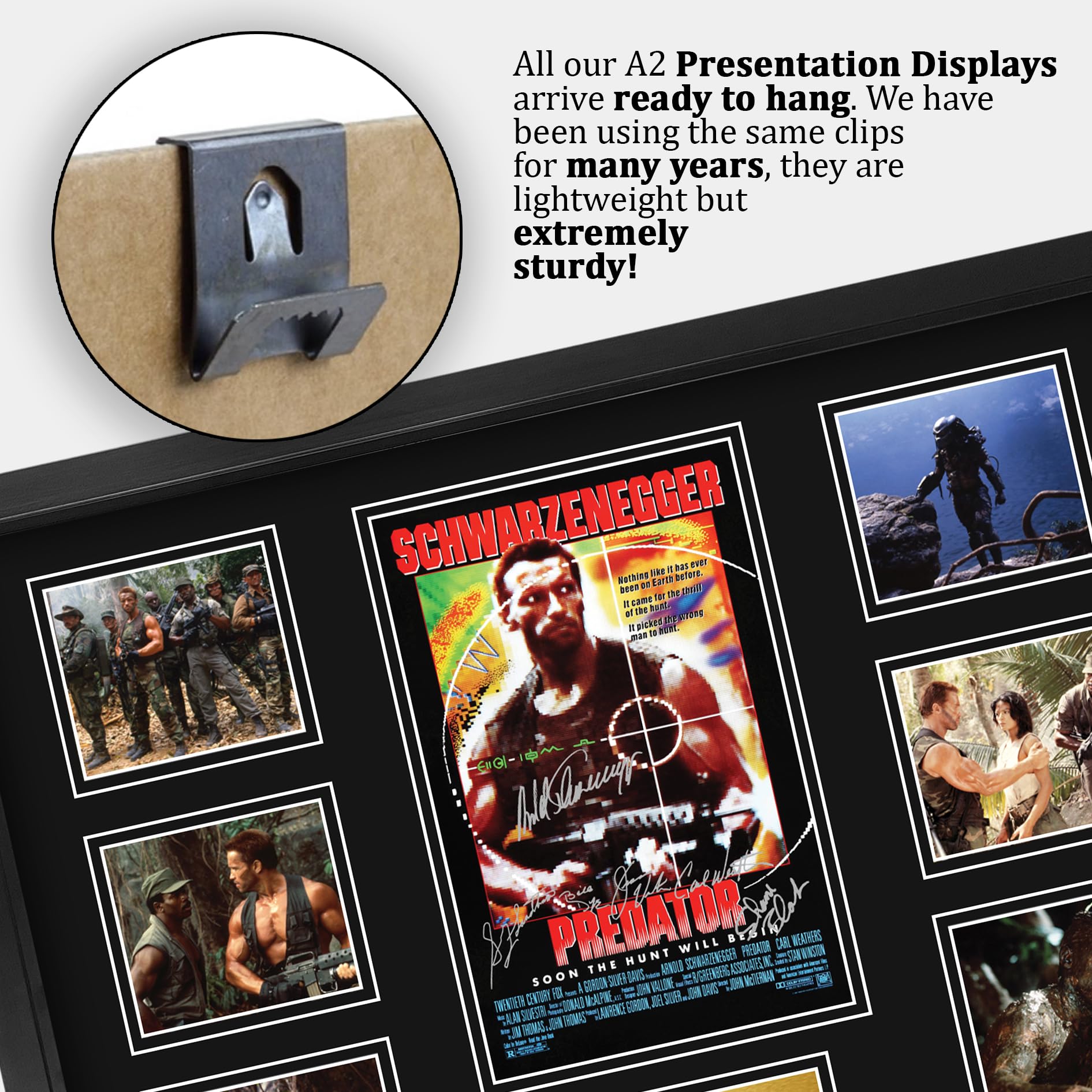 HWC Trading Predator Arnold Schwarzenegger Geschenke Geducktes Signiertes Autogramm Foto für Fans von Film Memorabilien - A2 Gerahmt (ID-006549)