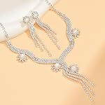Silver Bijoux ensemble pour femmes bijoux de mariage ensemble pour les femmes pro costume bijoux argent brillant Pearl Collier en Strass Boucles d'oreilles Robes de mariée pour invités Accessoires