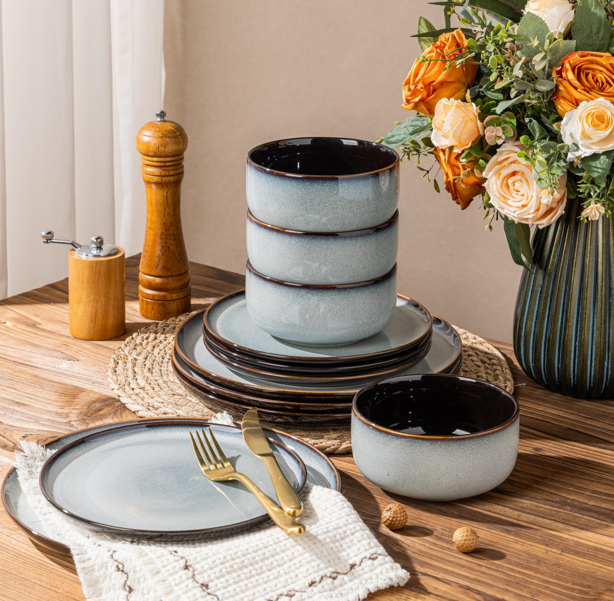 LeRATIO Ceramic Dinnerware Set of 4, Poreclain Plates, Bowls, Handmade Reactive Glaze Dishes, Chip Resistant, Oven & Dishwasher Safe, Service for 4-Gray White