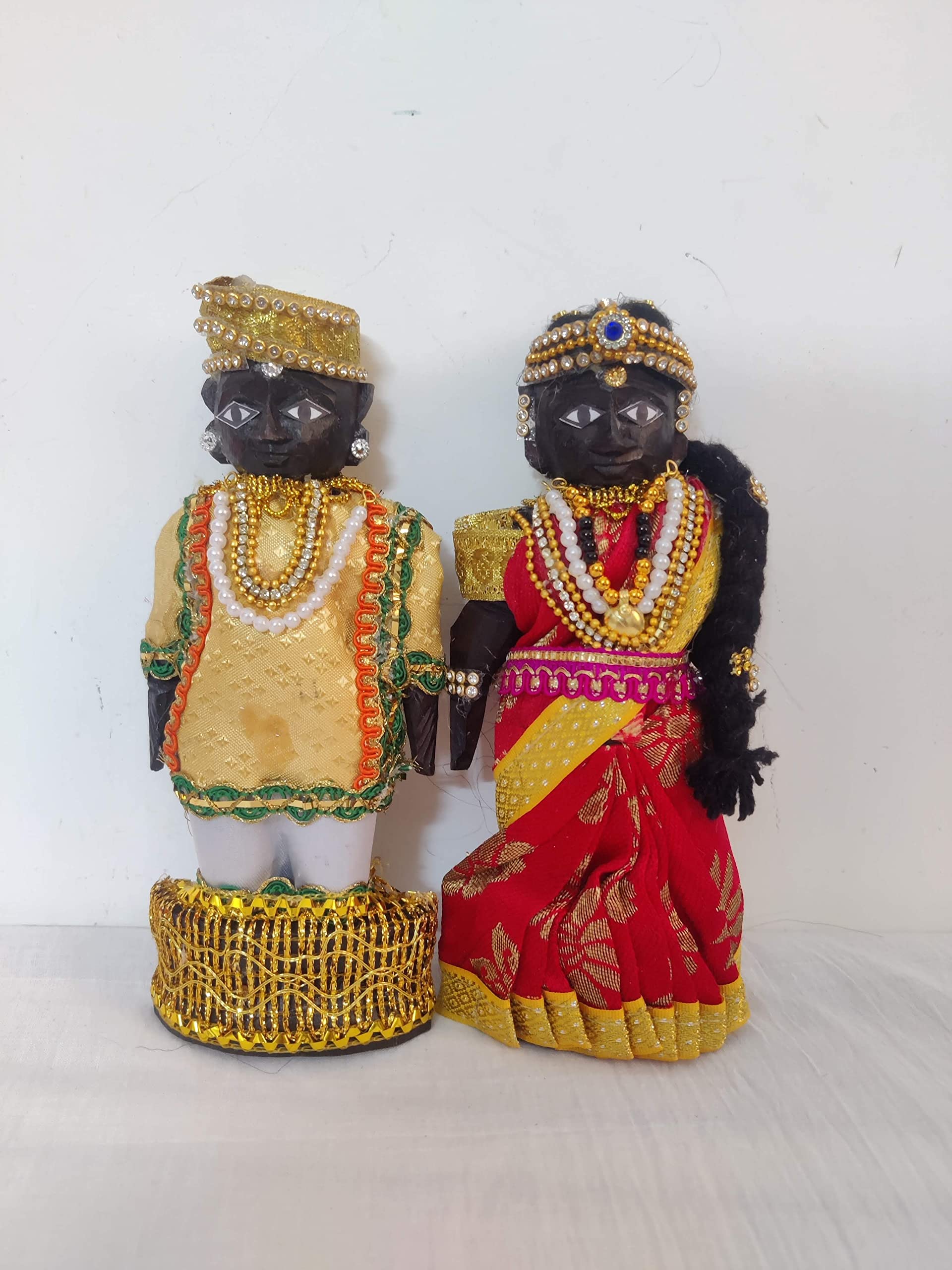 PUJA Celebrations Decorated Marapachi Doll Pair, Raja Rani Doll, Bommai Wooden Dolls, Bommala Koluvu, Pattada Gombe Showpiece (Small, 6 Inches)