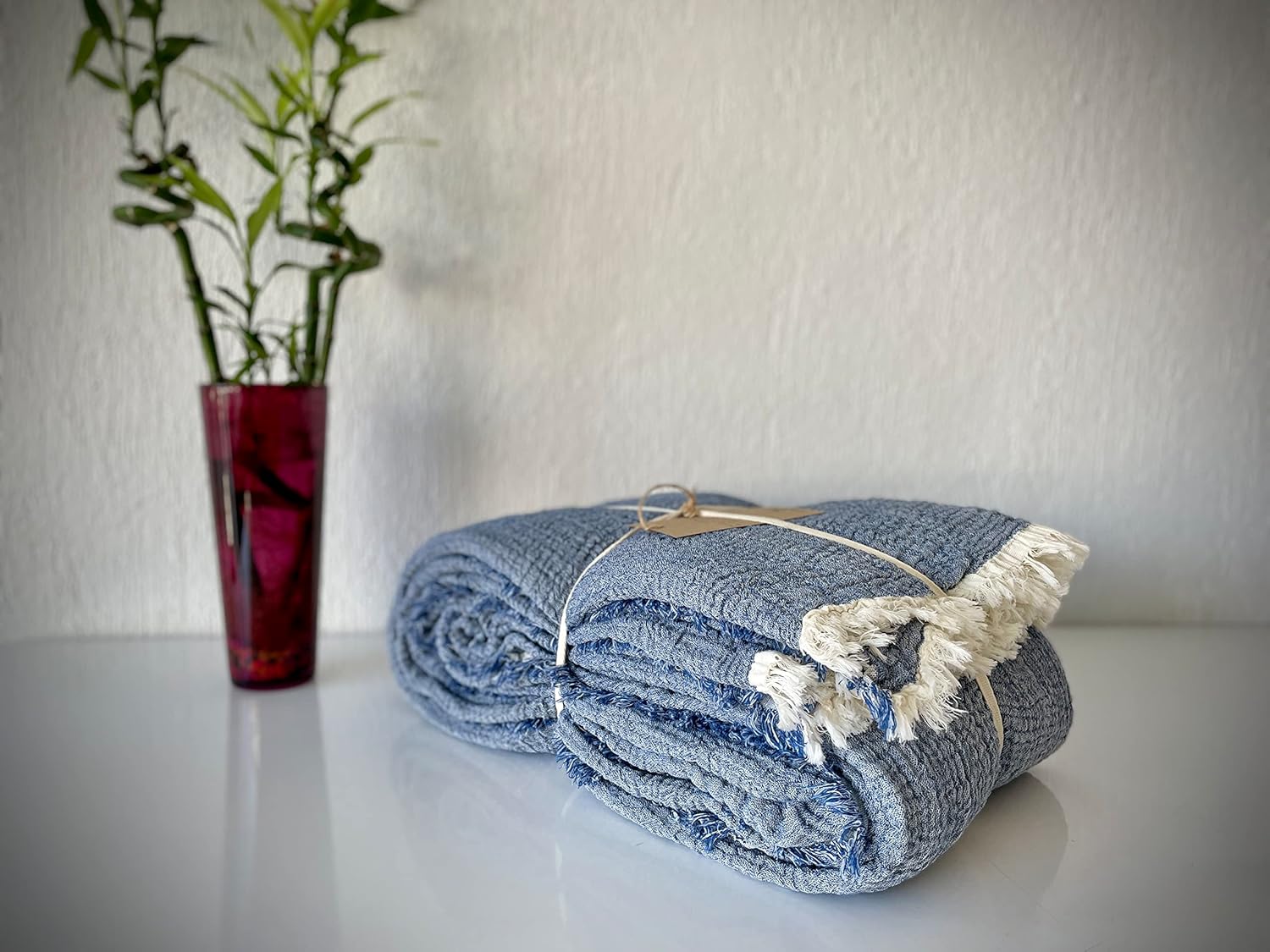 100% Cotton Muslin Blanket, 4 Layers Bedspread, Soft Turkish Cotton Muslin Bed Cover, Reversible Coverlet, Navy Blue (King Size 95x102-230x260cm)