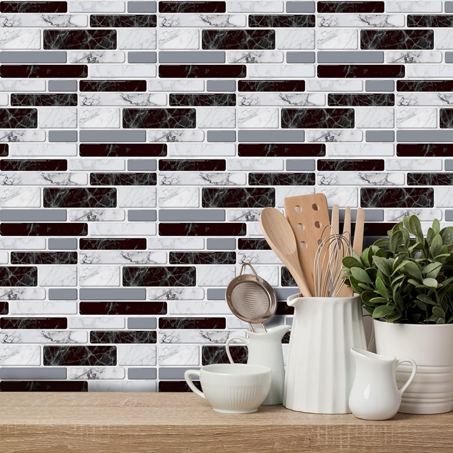 Papier peint auto-adhésif en marbre noir et blanc ELzEy pour relooker la cuisine 10x20cm