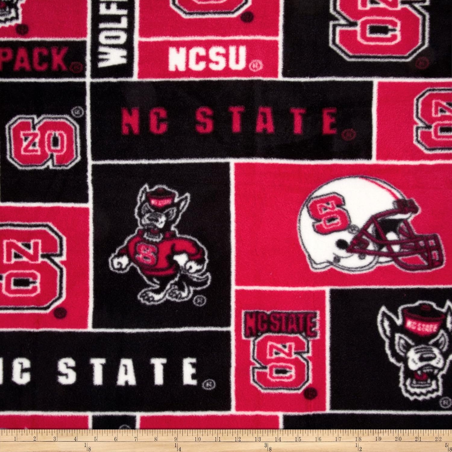 Amazon Com College University Of North Carolina State Wolfpack Print Fleece Fabric By The Yard Sports Outdoors