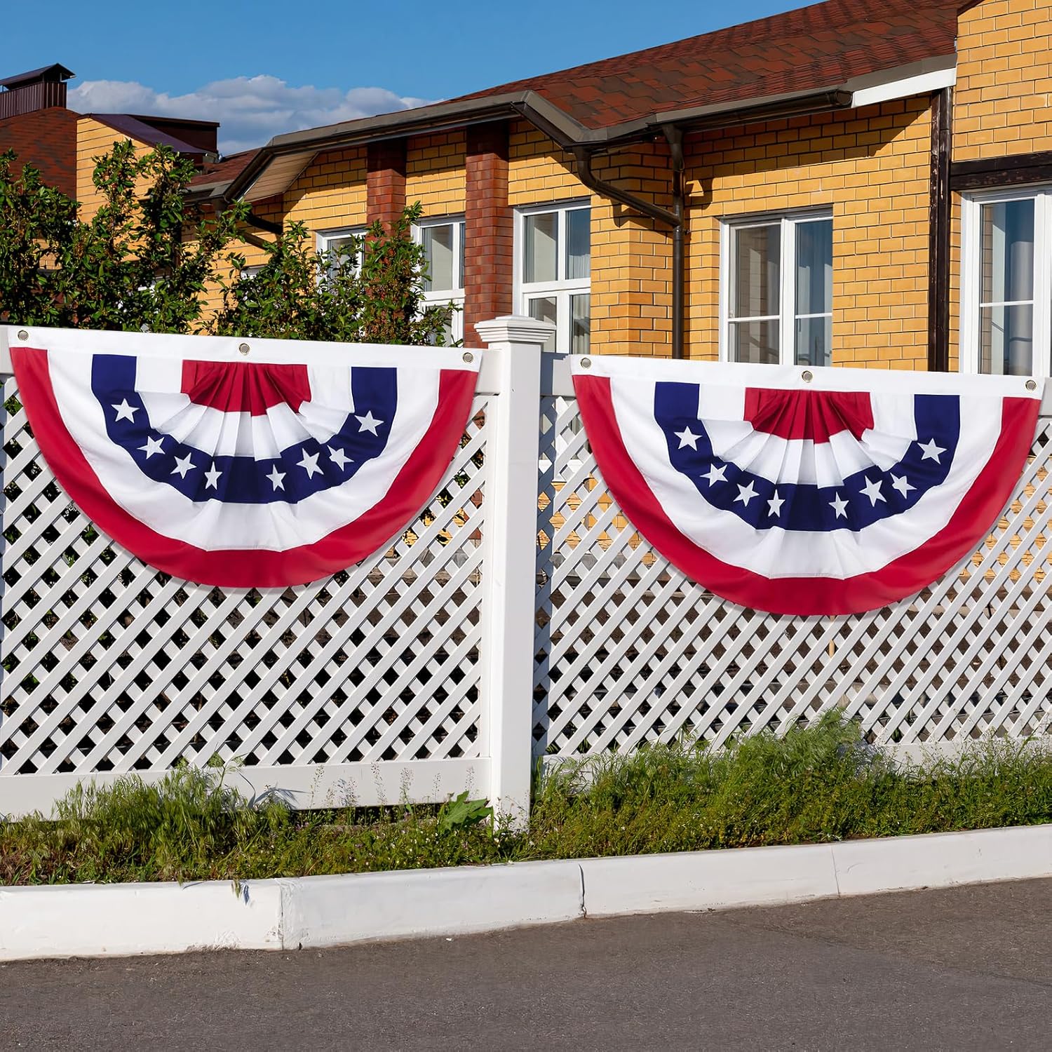 Motiloo American Pleated Fan Flag,2 x 4 Ft USA Patriotic Half Fan Bunting Flag for 4th of July Memorial Day Indoor Outdoor Decoration (Set of 4)