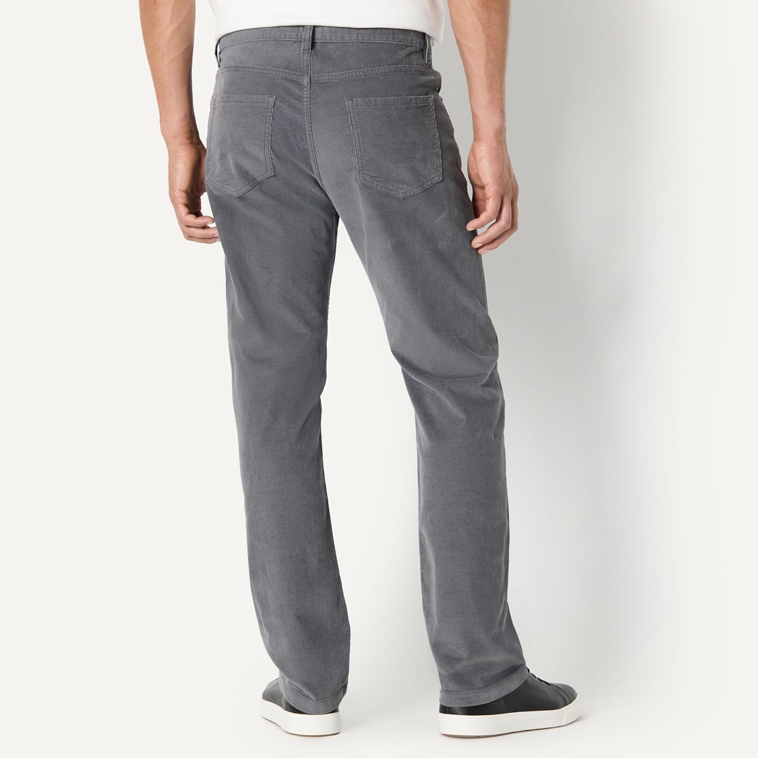 Amazon Essentials Men's Straight Fit 5 Pocket Corduroy Pant - Image 3