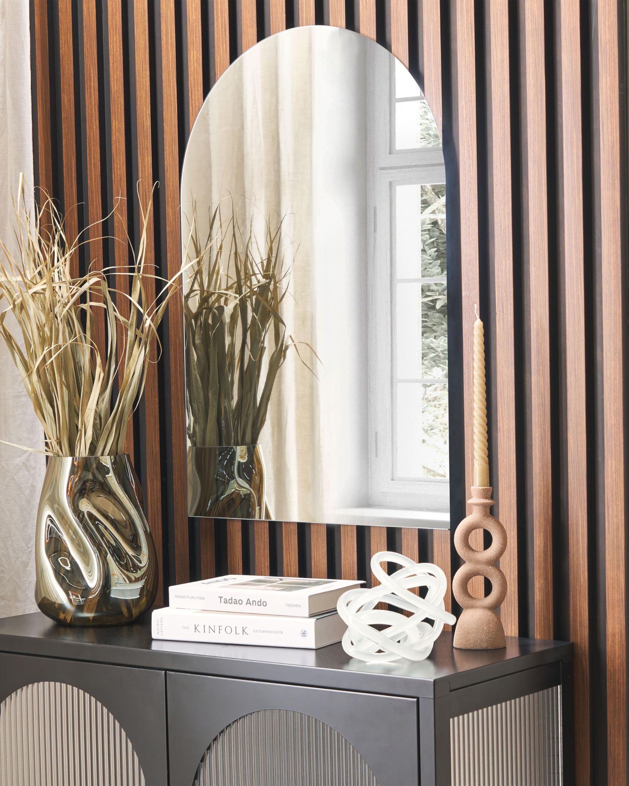 Dekoracyjne arkadowe lustro ścienne bez ramy 50 x 75 cm srebrne Annecy