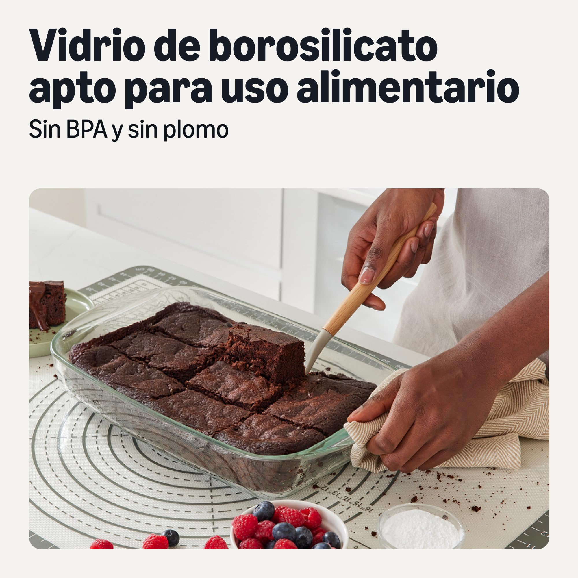 Amazon Basics Fuentes de Cristal para Hornear con Tapas sin BPA, Juego de 6 Piezas, Vidrio de Borosilicato, Aptas para Lavavajillas y Horno, Gris Lino