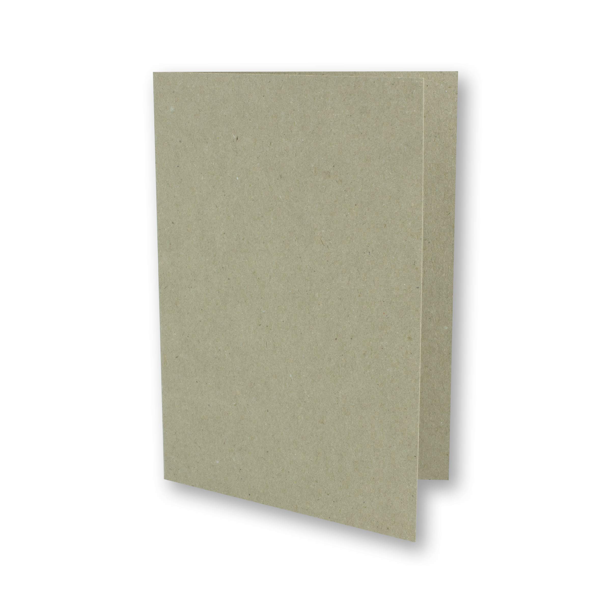 Tarjetas plegables de papel kraft vintage DIN A6-105 x 148 mm, marrón arena, reciclaje, 220 g/m², en blanco en medio de GUSTAV NEUSER 700 Karten GRIS