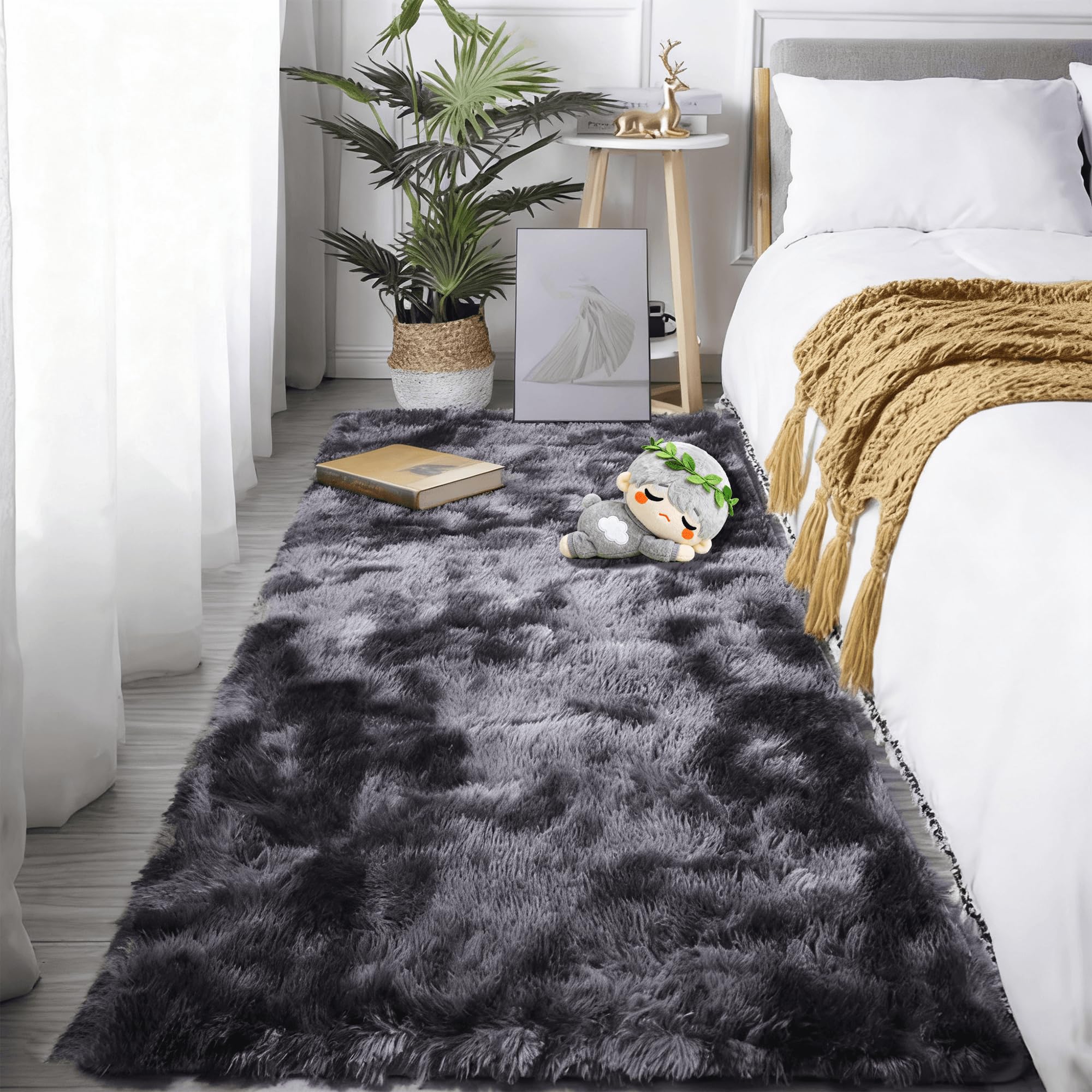 Tapis de salon shaggy moelleux pour créer un coin lecture cosy