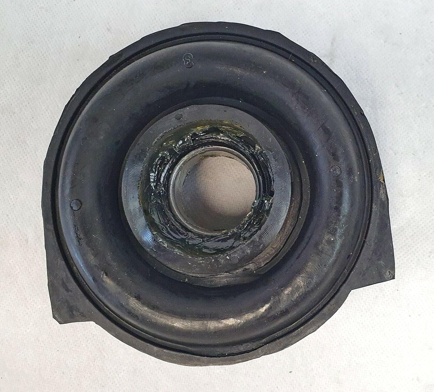 4M Auto Parts. Drive Shaft Center Support Bearing 1PC For 4WD (4-Wheel Drive). Part Number 4M-DS8473.