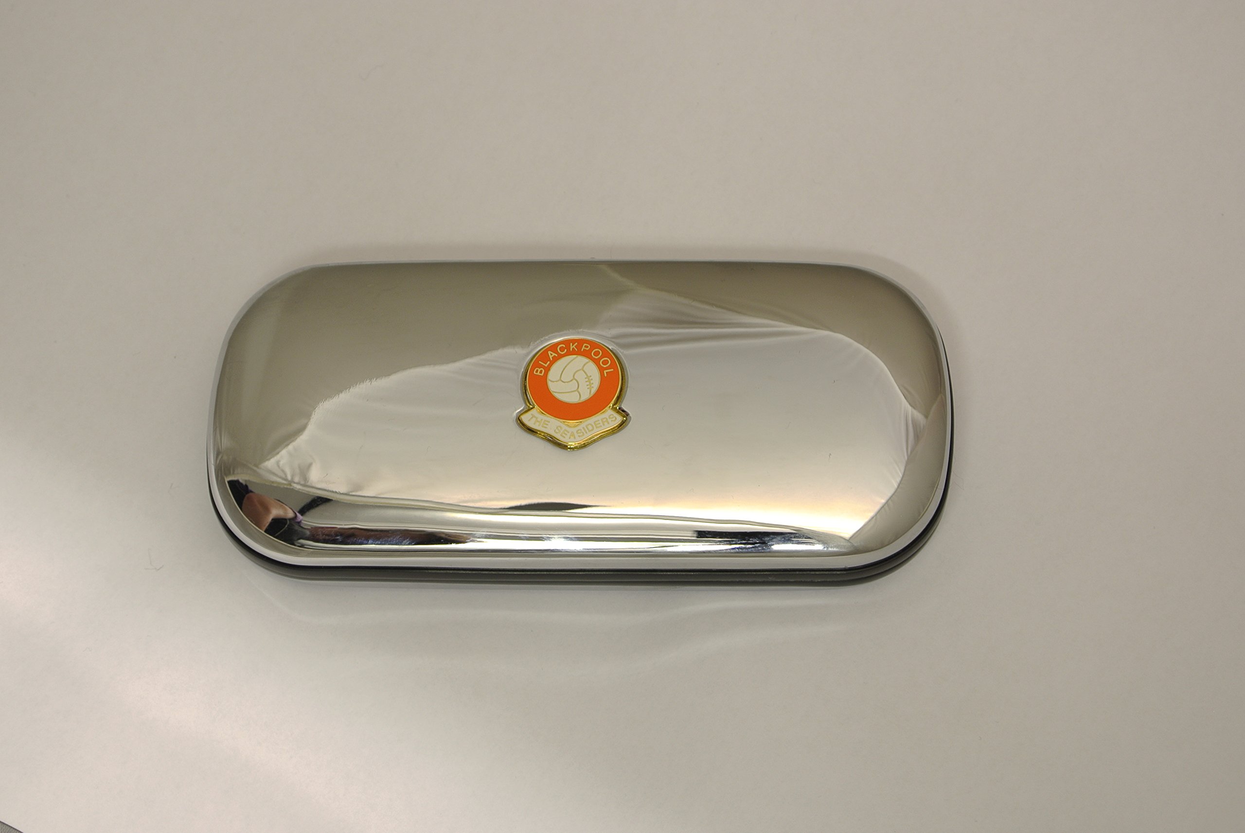 Polished chrome football club glasses case – Blackpool