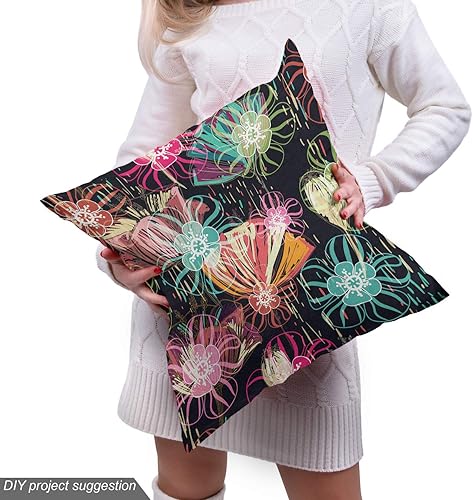 Vista 374 de Lunarable The Yard, tela azul real de The Yard, patrón de cerámica inspirado en el Medio Oriente estilo marroquí, estampado oriental, tela de satén