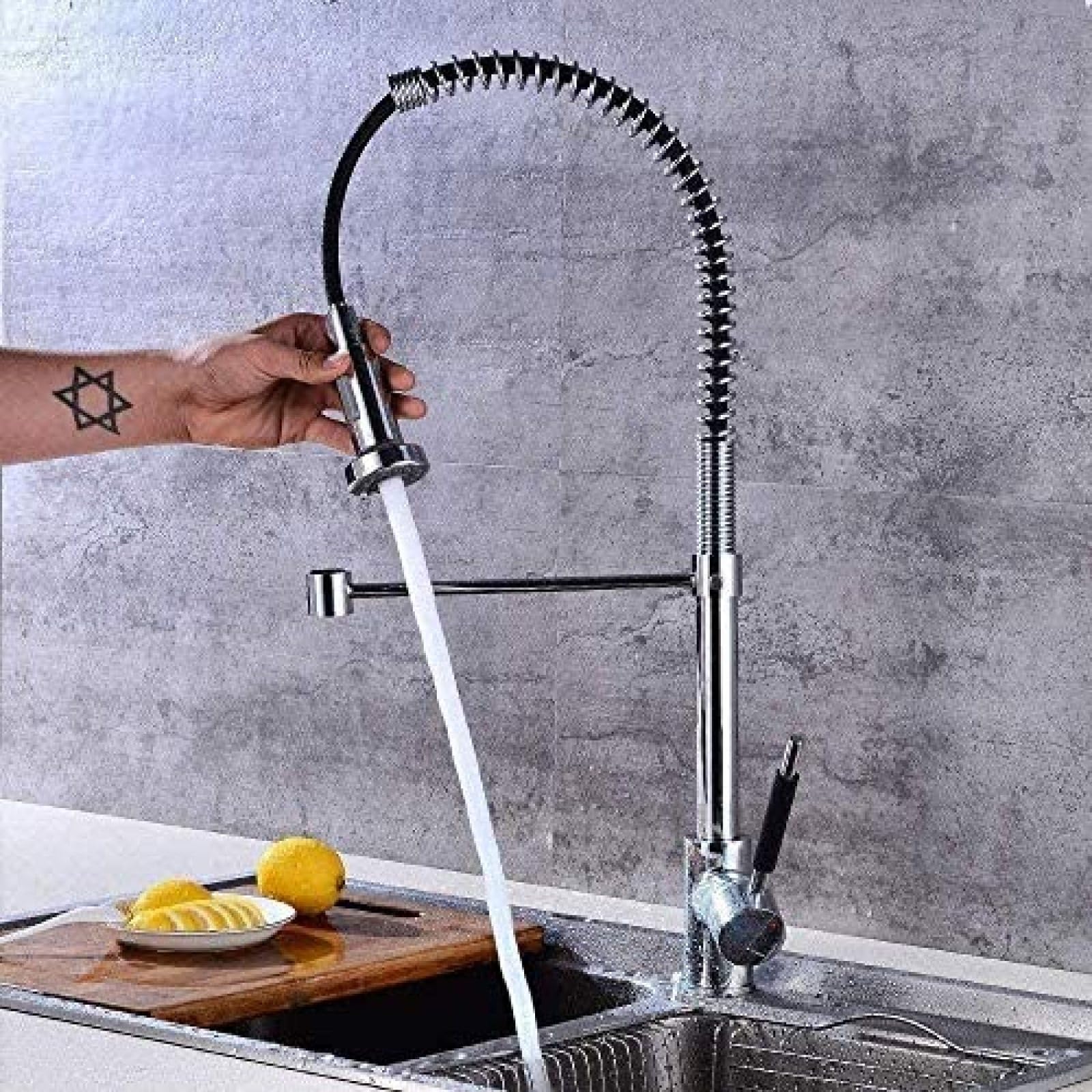 Rubinetto Contemporaneo Rubinetto monocomando a molla Rubinetto a testa rotante a scomparsa Irrigatore pre-risciacquo Rubinetto per lavello per impieghi gravosi Rubinetto alto in ottone commerciale