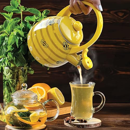 Miniatura 4 de Trenton Gifts Bee Hive Design - Hervidor de té esmaltado, tetera silbante, accesorios de cocina lindos, 2.3 cuartos de galón