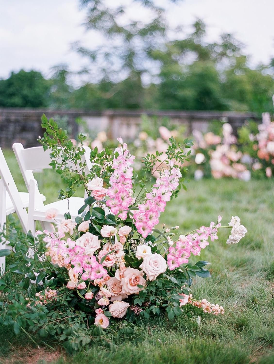 IPOPU Fake Flowers Pink Gladiolus Artificial Flowers 5PCS Silk Gladiolus with Long Stem 33" Light Pink Artificial Flowers for Wedding Home Party Table Floral Arrangement (Light Pink) - Image 4