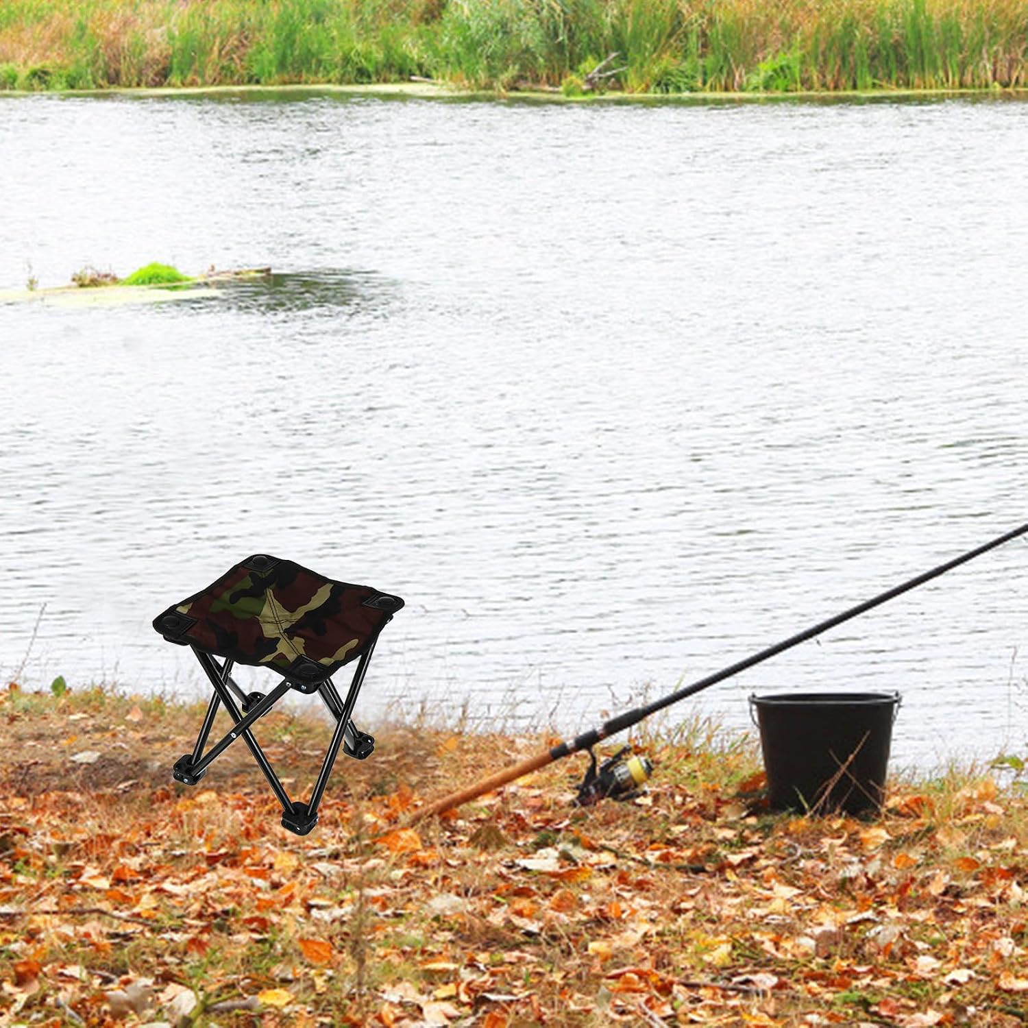 Portable Folding Fishing Stool Camp Seat with Camouflage Surface, Lightweight Outdoor Foldable Chair for Hiking, Camping, and Travel Random Color