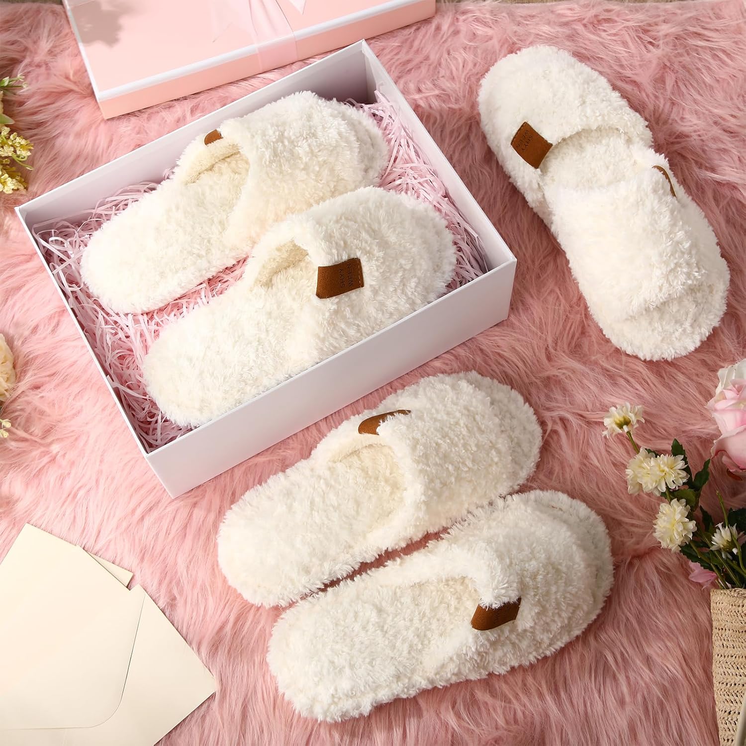 6 Pairs Bridesmaid Slippers Bulk for Women Wedding White Fuzzy Slippers Party Gift Cozy Open Toe Slip on House Shoes