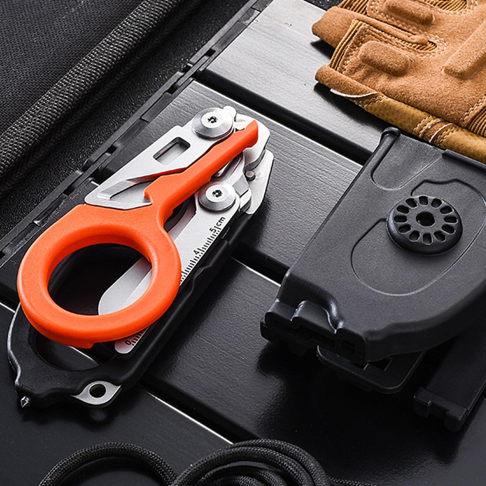 Forbici da trauma: forbici multitool con 6 funzioni pratiche, forbici di emergenza, pinza pieghevole in acciaio inox per uso professionale in soccorso o attività quotidiane