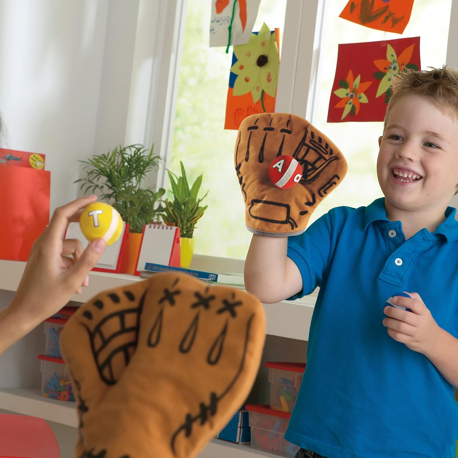 Educational Insights Alpha Catch Phonics Game