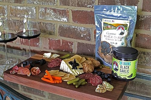 Miniatura 2 de Bulbos enteros de ajo negro orgánico 3/4 lb