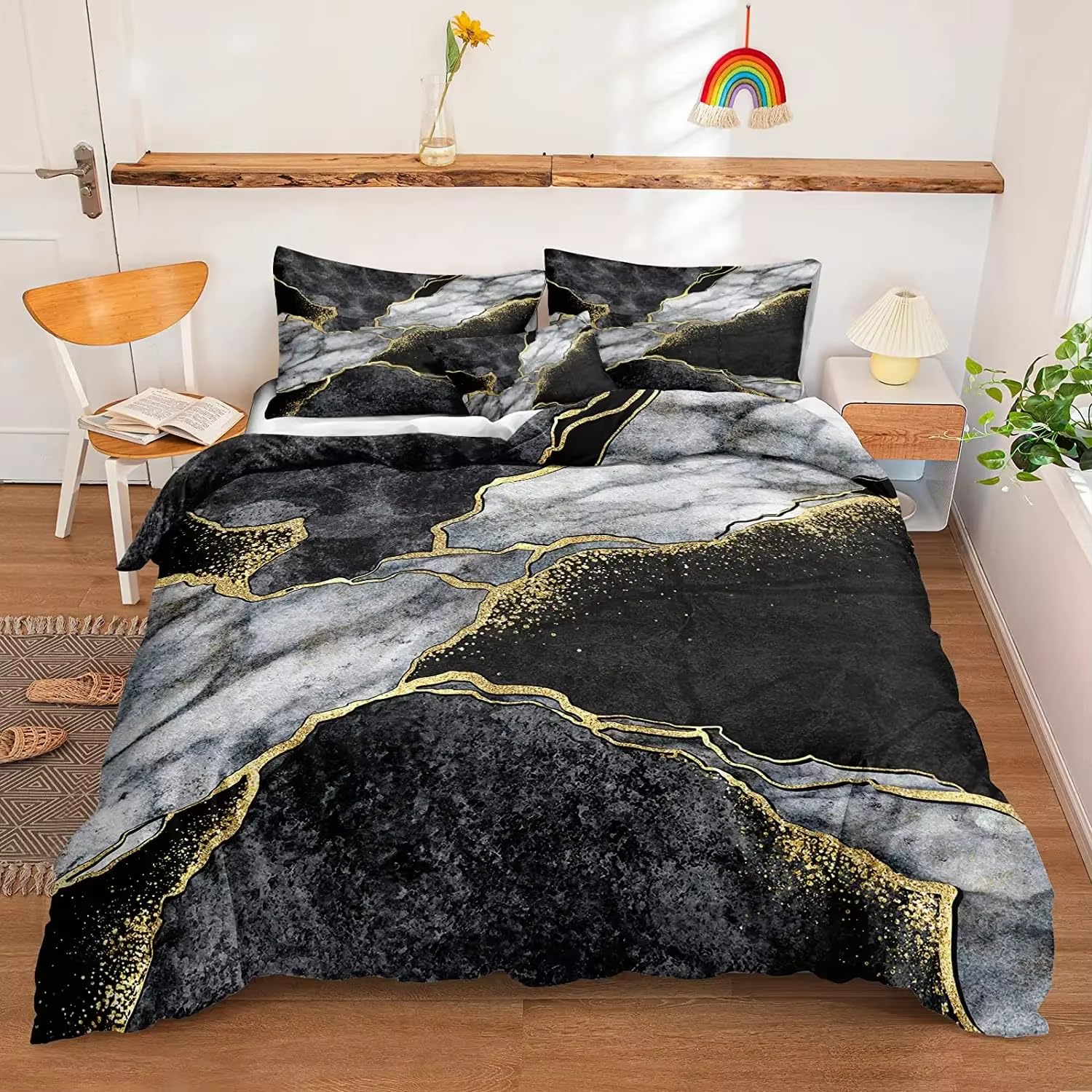 Housse de couette effet marbre noir et or pour une chambre moderne et chic
