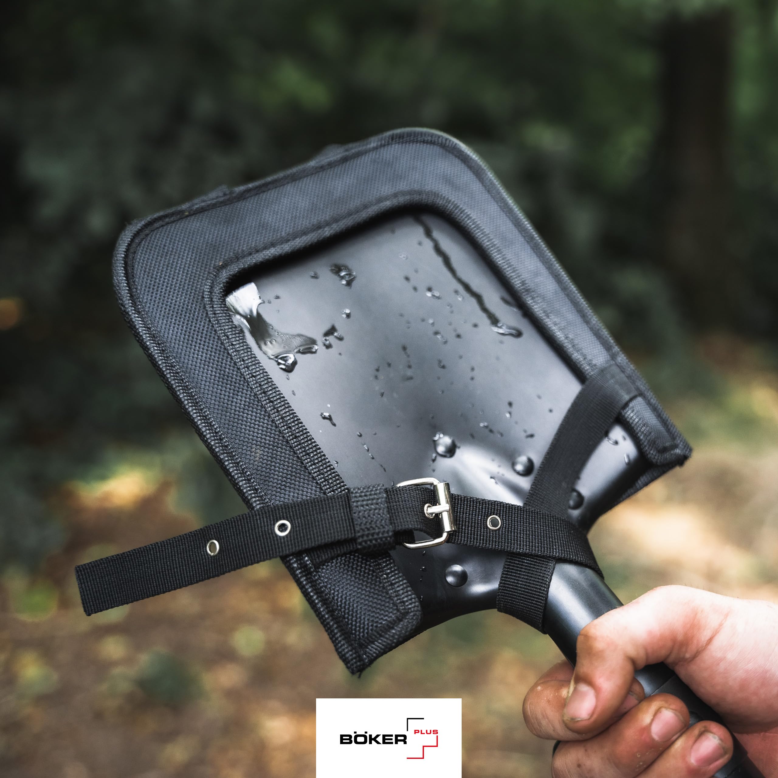 Böker Plus® Shovel M1874 - Deutscher Feldspaten mit Holzstiel - Armee Kurzspaten nach historischen Pionierspaten - Kurze Outdoor-Schaufel mit Tasche für Bushcraft-, Camping-, Survival-Ausrüstung