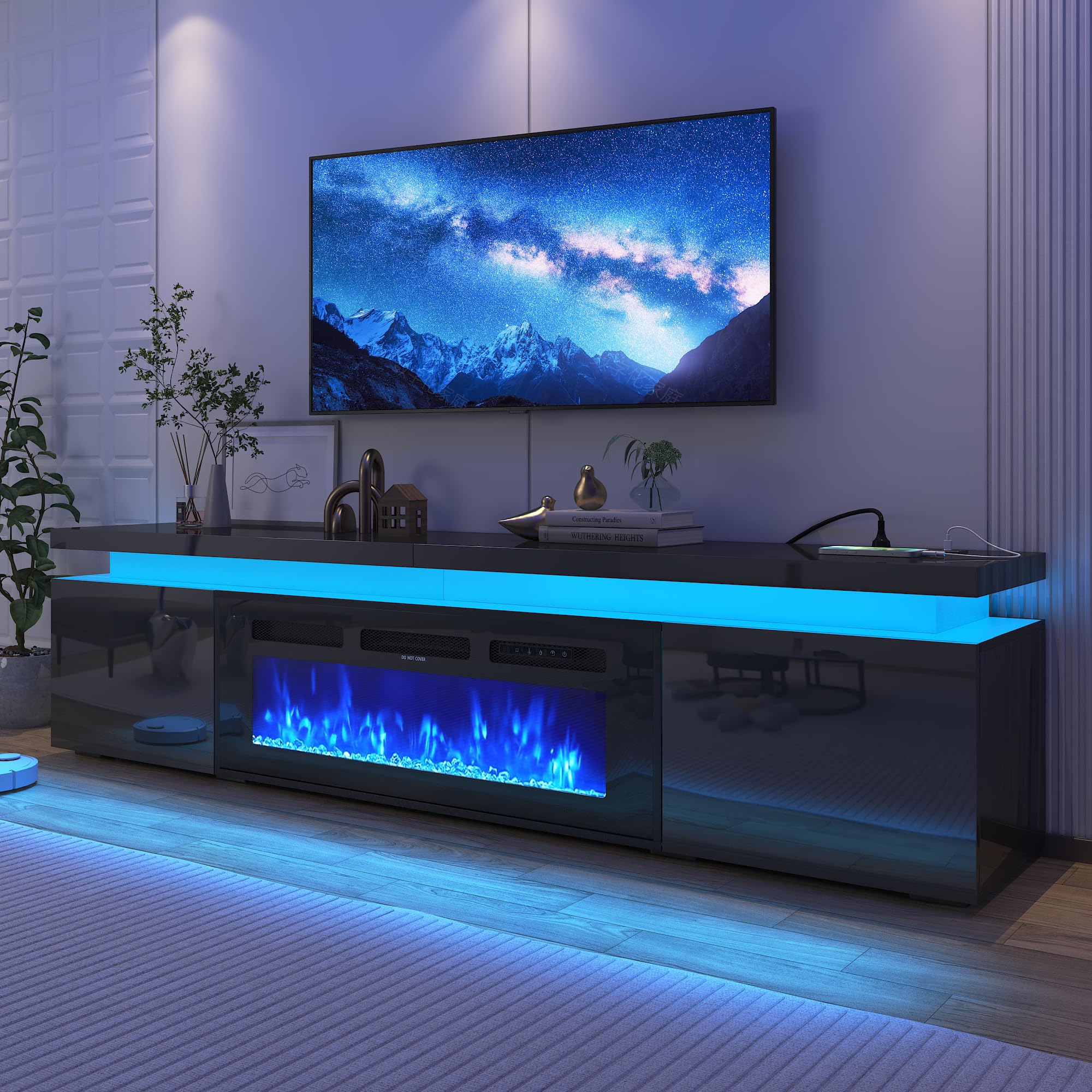Chartustriable TV Stand