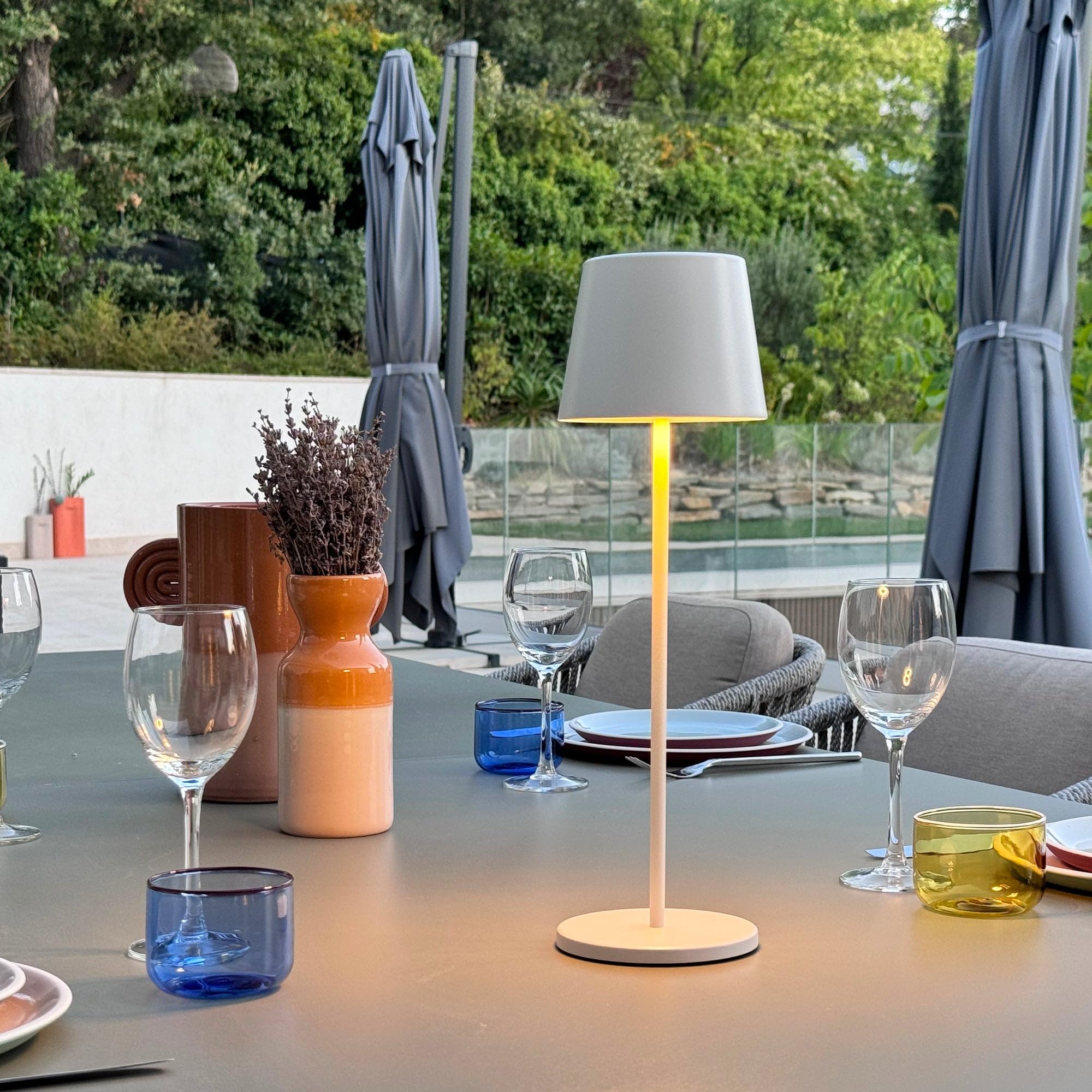 Lumisky Bezprzewodowa ściemniana lampa stołowa LED dotykowa H39 cm Kelly White