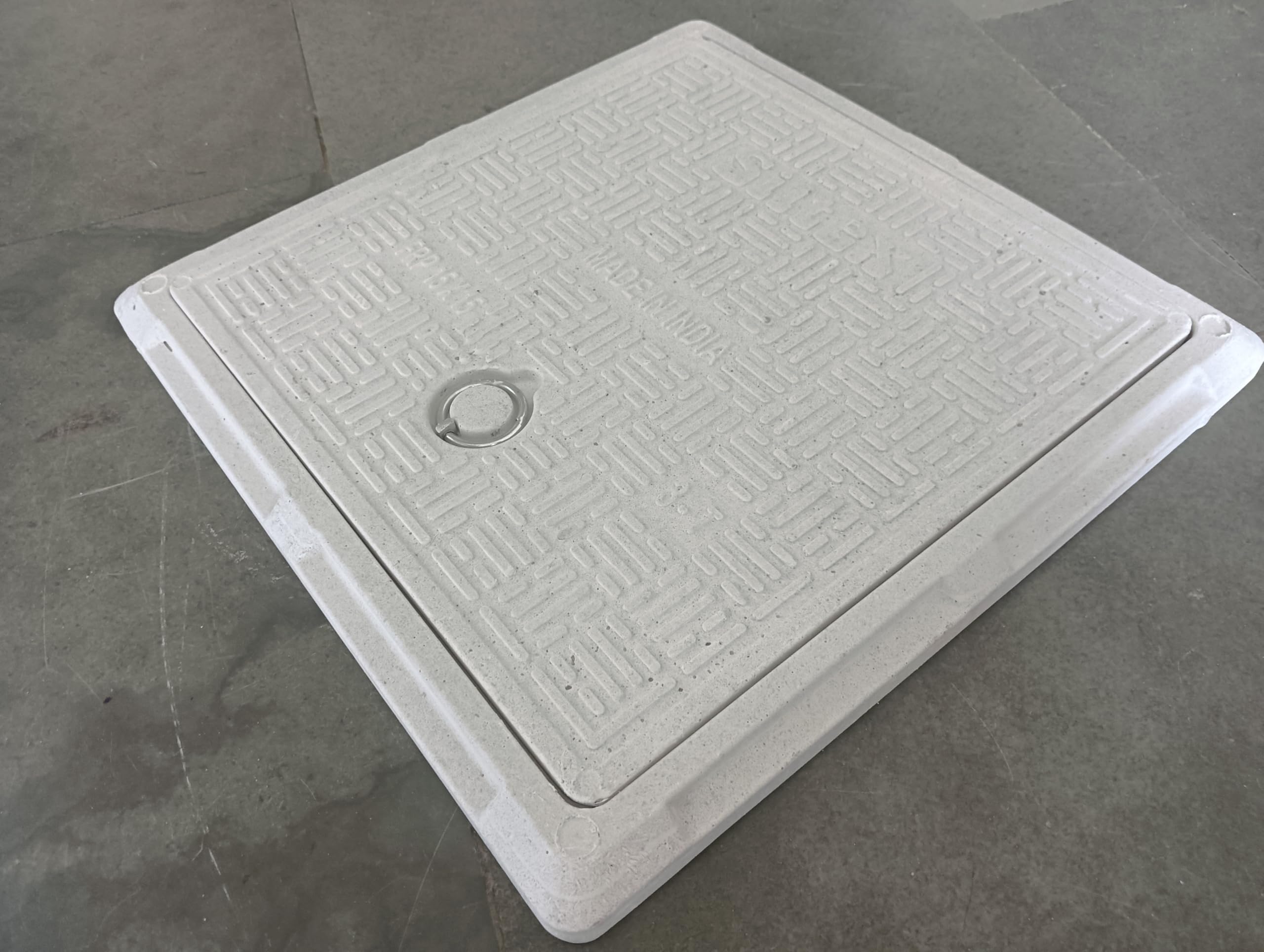 SILTEX Heavy Duty Flat Manhole Cover, 3 Tons Capacity Sump Cover for White LPDE Plastic || Durable and Secure Solution for Basement Protection - (Size-15 x 15 Inch) (Pack of 1) 3
