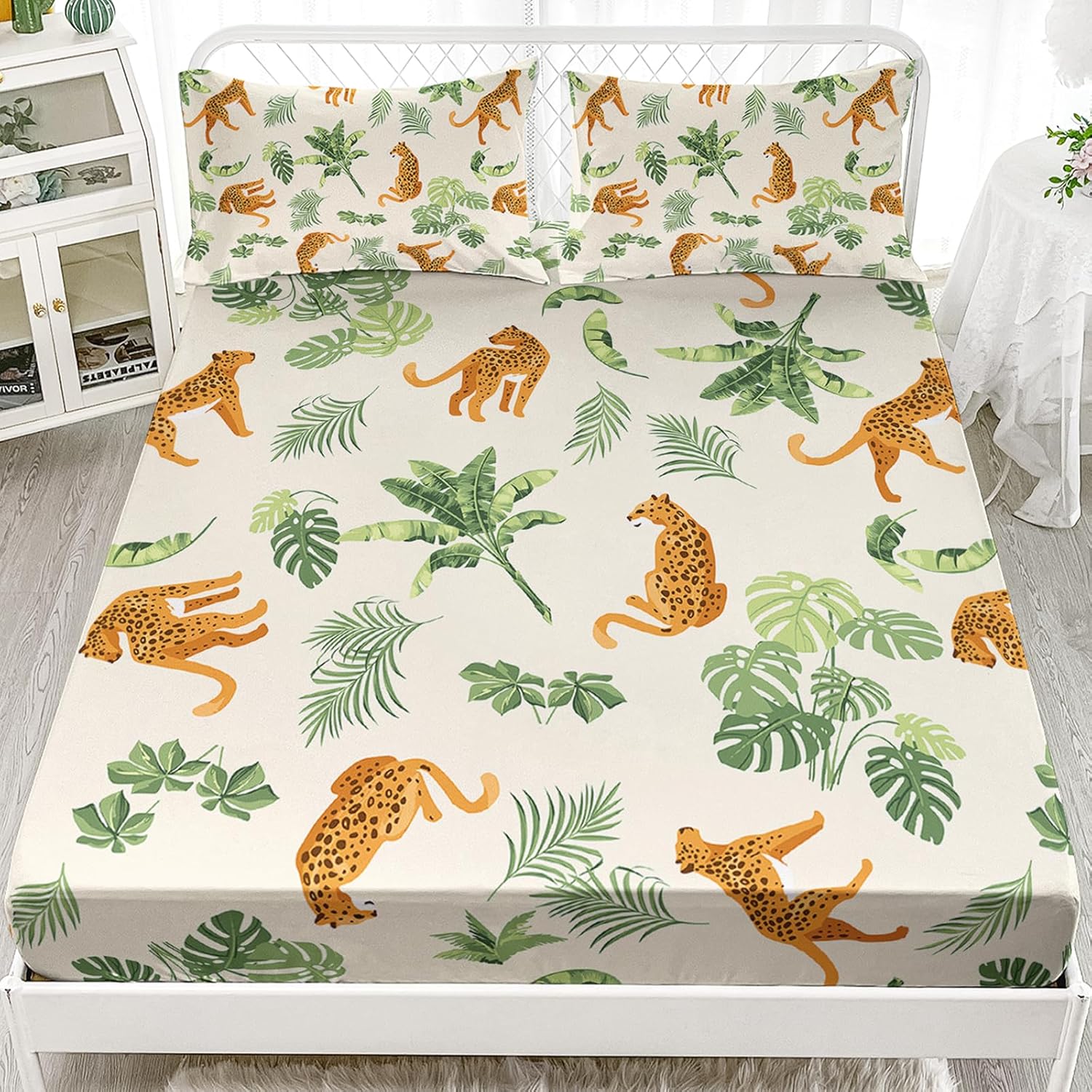 AILONEN Cute Leopard Fitted Sheet Twin Size, Kids Cartoon Cheetah Soft Bedding Set for Room Decor,Rainforest Green Leaf Bedsheets Set for Boys Girls,1 Fitted Sheet+2 Pillowcases,3 PCS