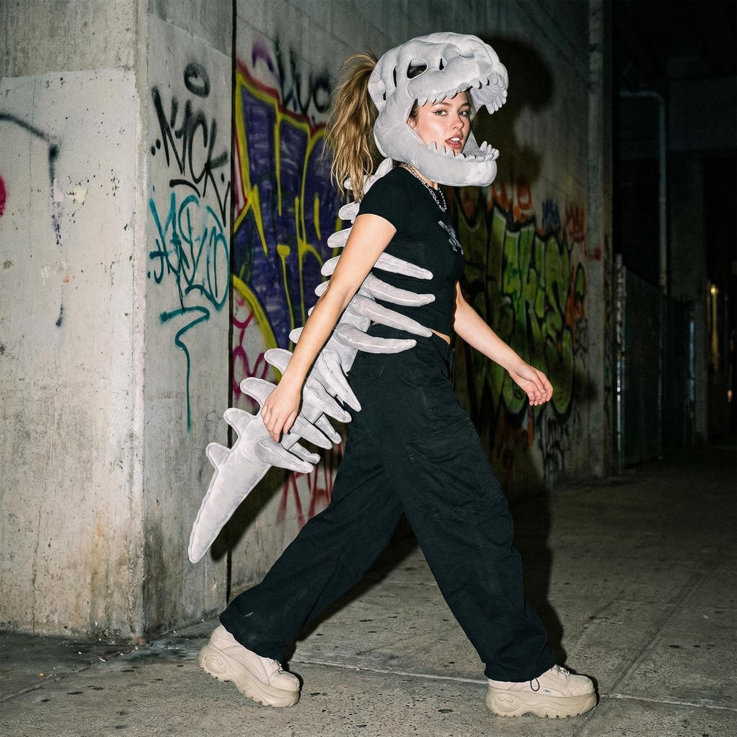 Dinosaur Skeleton Headgear Pillow, Dinosaur Skeleton Costume, Realistic Dinosaur Skeletons Set with Spine Extension for Halloween, and Themed Parties (30IN)