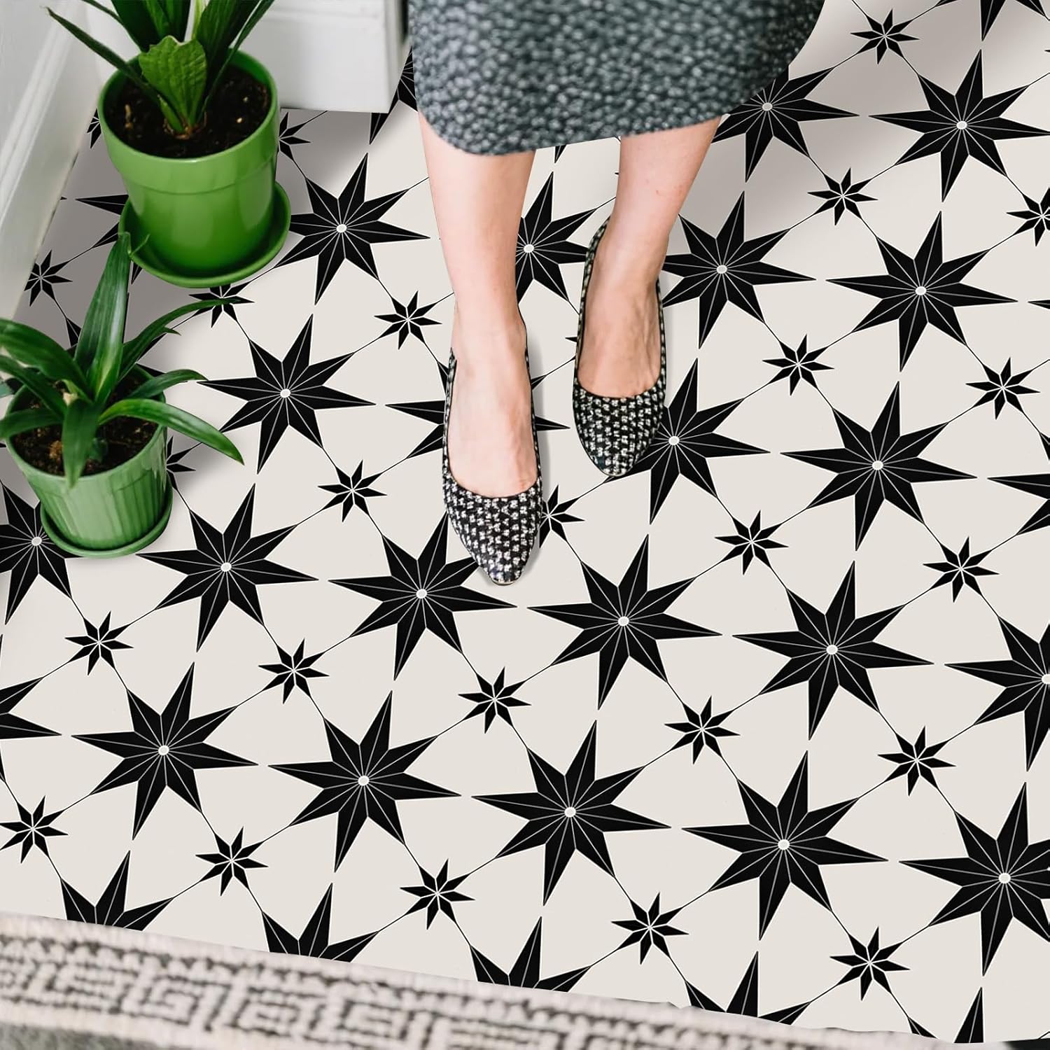 Peel and Stick Floor Tiles, Waterproof Vinyl Flooring for Bathroom Kitchen Bedrooms Living Room Wall RV (20, White, 11.8" x 11.8")