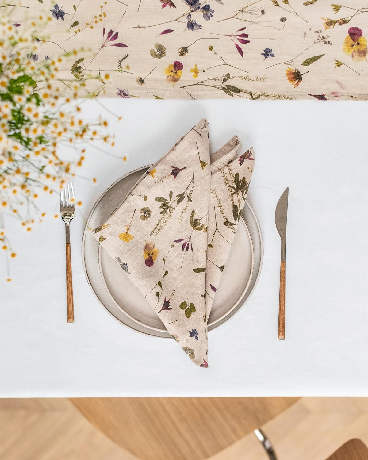 MagicLinen 100% Linen Napkins - Reusable Kitchen Cloth Napkins for Everyday Use - Eco friendy Dinner Table Napkins Set of 4 - Botanical Print