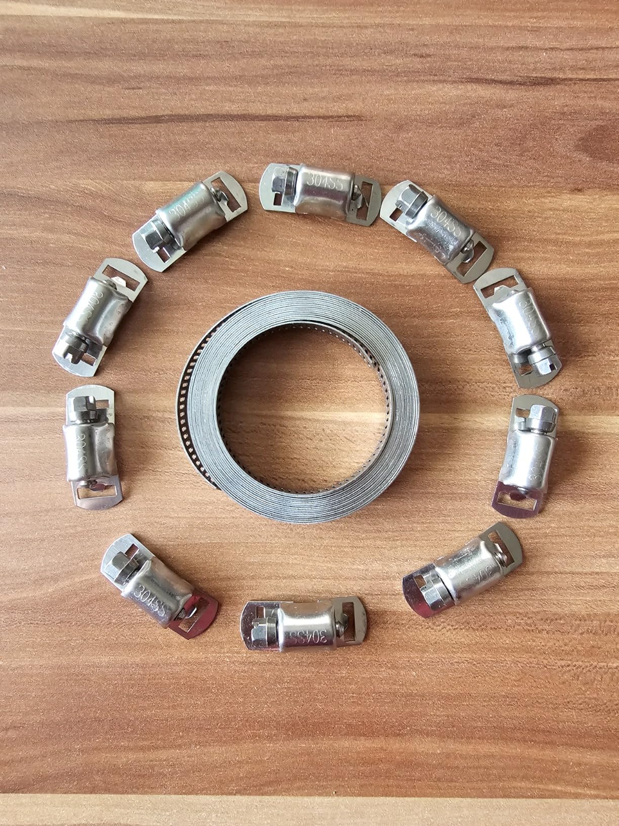 CNQLIS T-Bolzenschlauchschellen Set – 32 Stück, 6 Größen (17–35 Mm), 304 Edelstahl, Mit 2 Steckschlüsseln