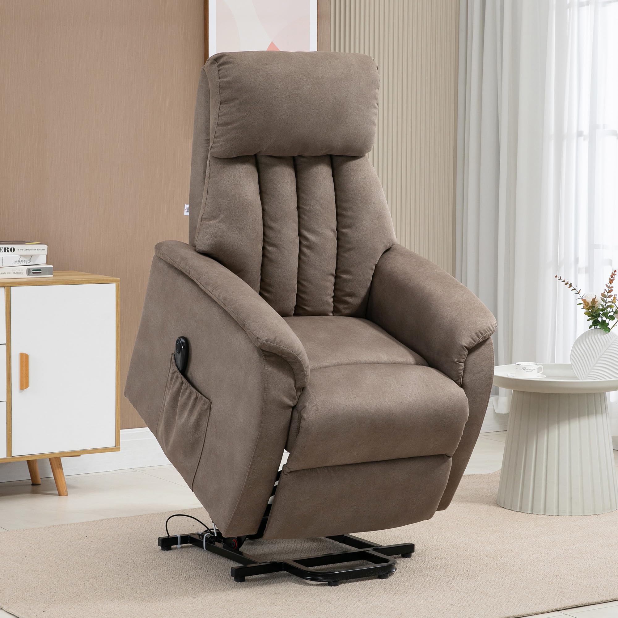 HOMCOM Poltrona Alzapersona Reclinabile 150° max con Telecomando e Poggiapiedi, 75x93x110 cm, Marrone